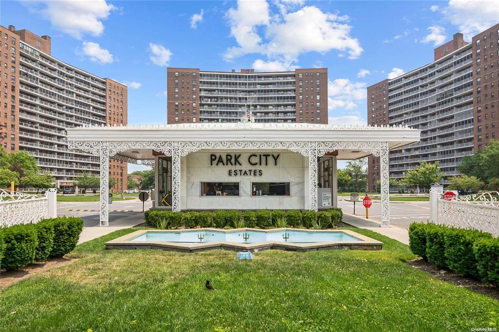 61-45 98th Street # 11N, Rego Park, NY 11374