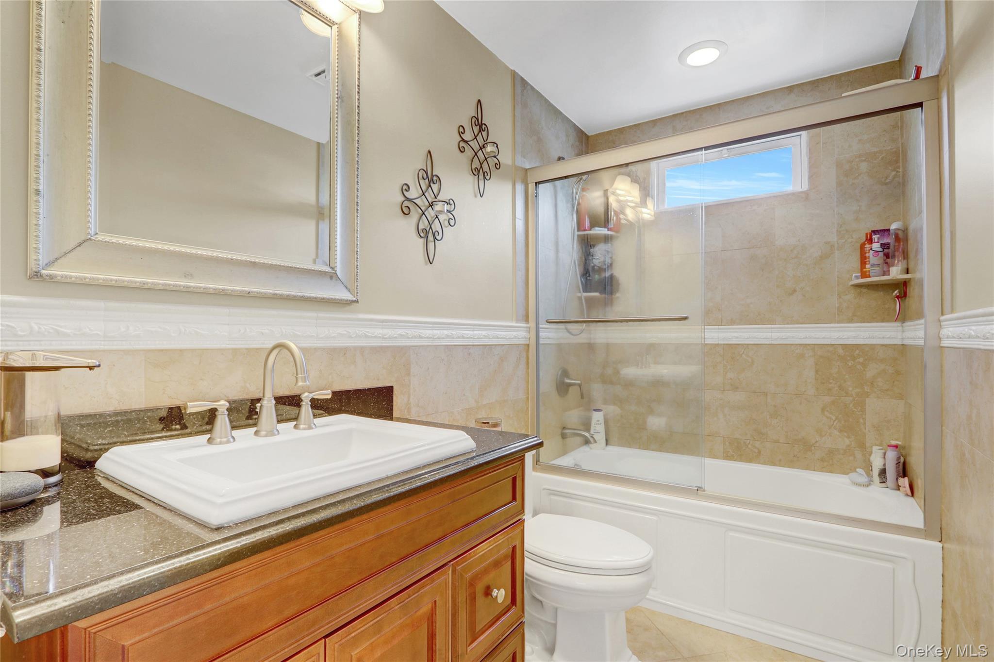 72 N Fordham Road, Hicksville, NY 11801