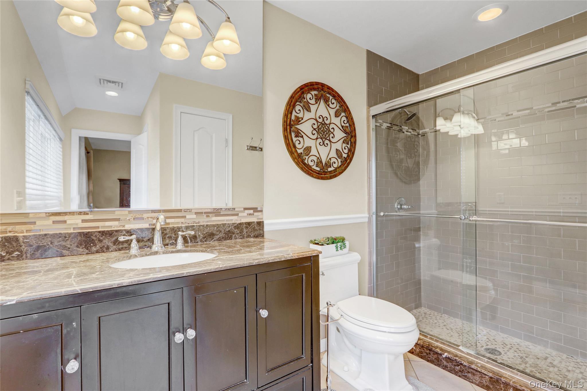 72 N Fordham Road, Hicksville, NY 11801