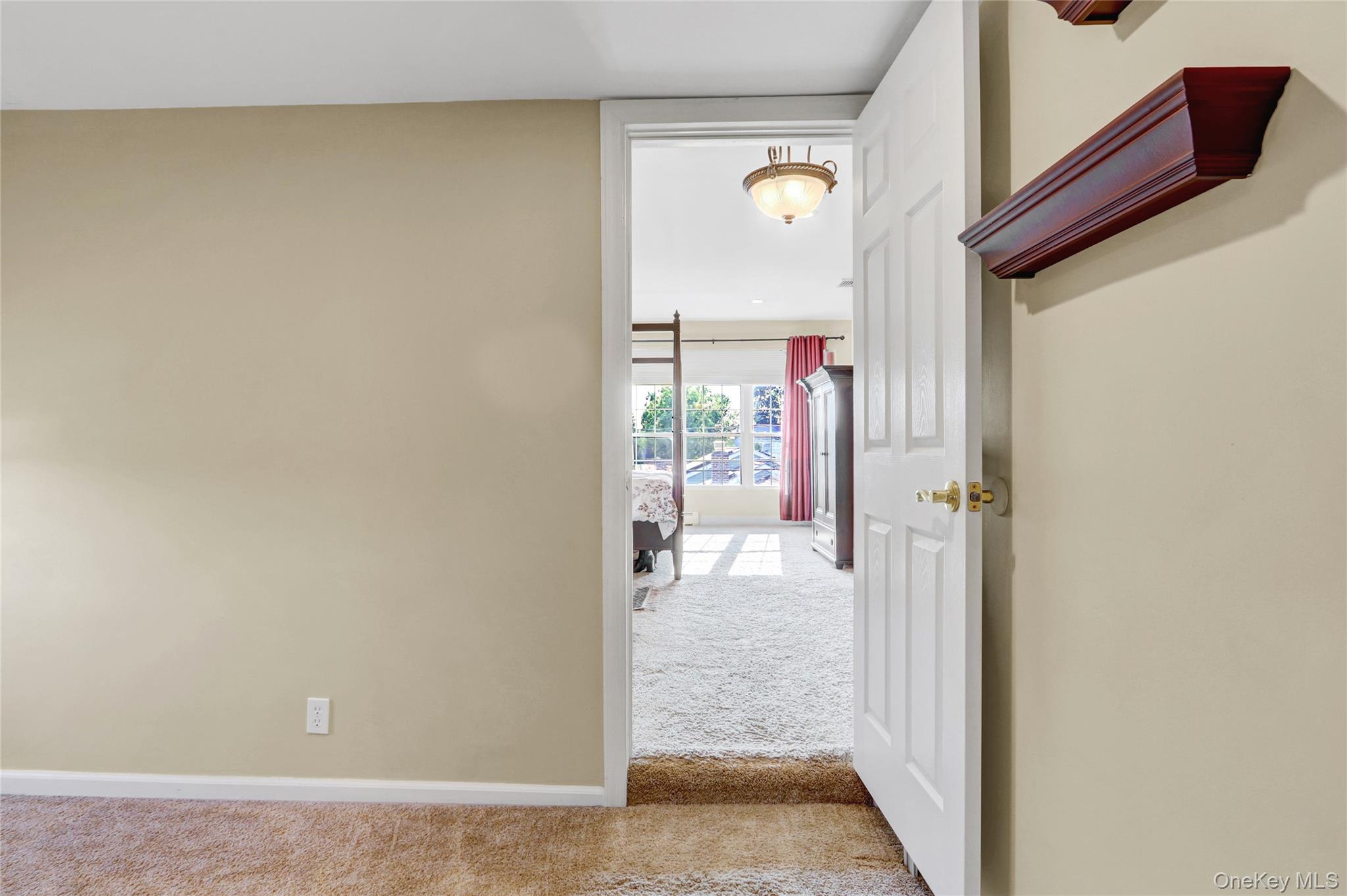 72 N Fordham Road, Hicksville, NY 11801