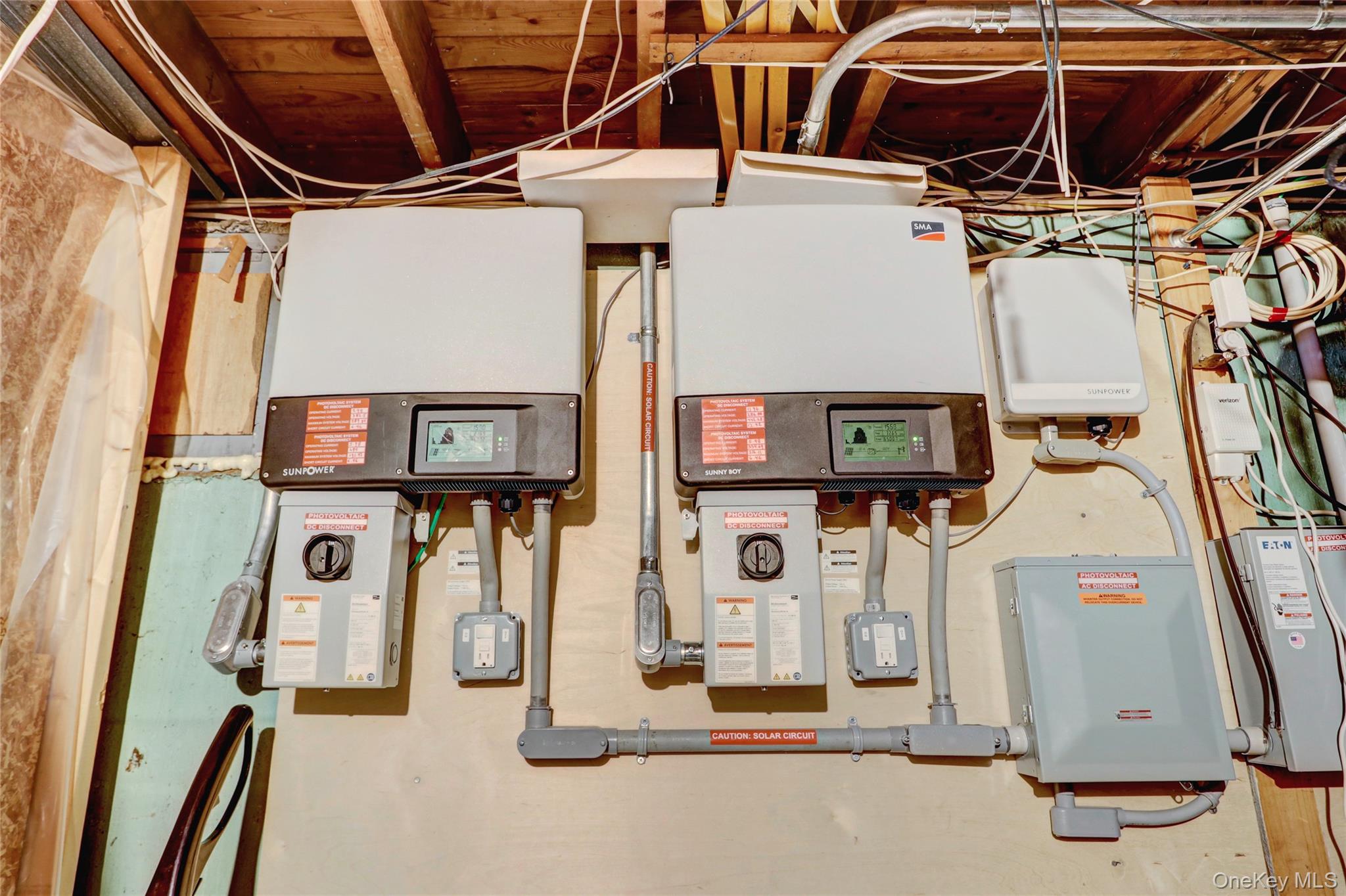 72 N Fordham Road, Hicksville, NY 11801