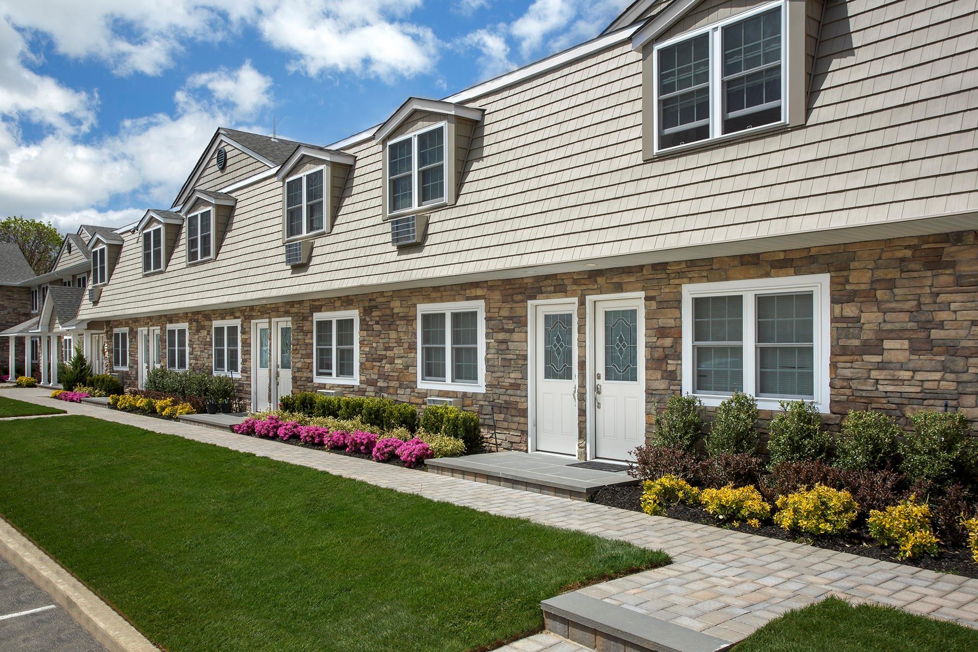 100 Terrace # T09340, Bayport, NY 11705