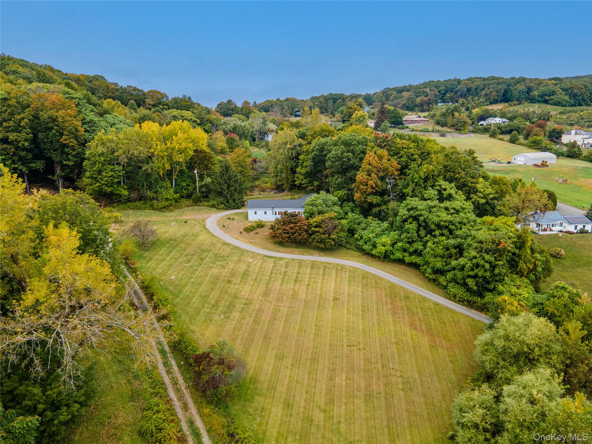 8 Edwards Lane, Marlboro, NY 12547