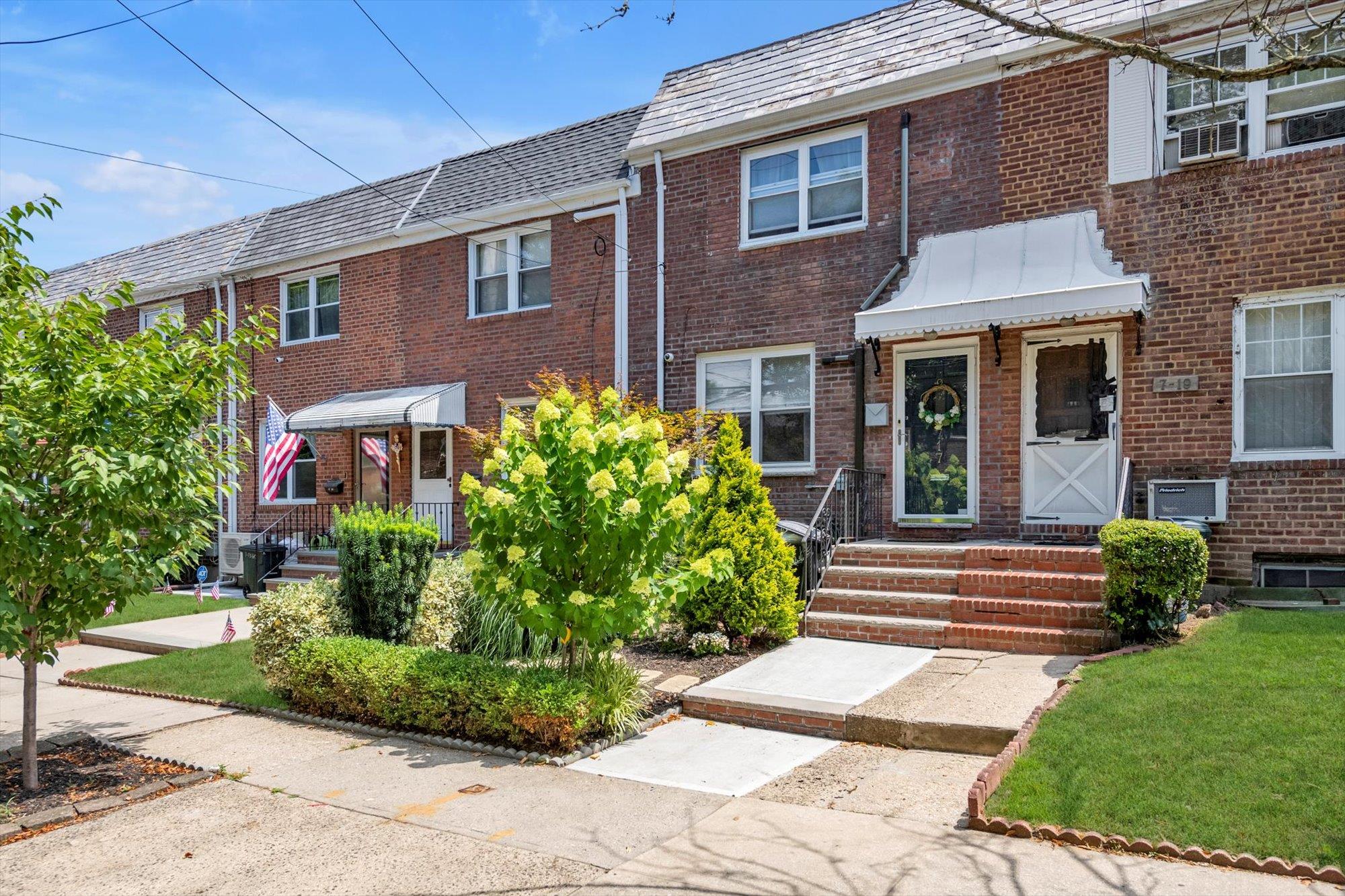 717 160th Street, Beechhurst, NY 11357
