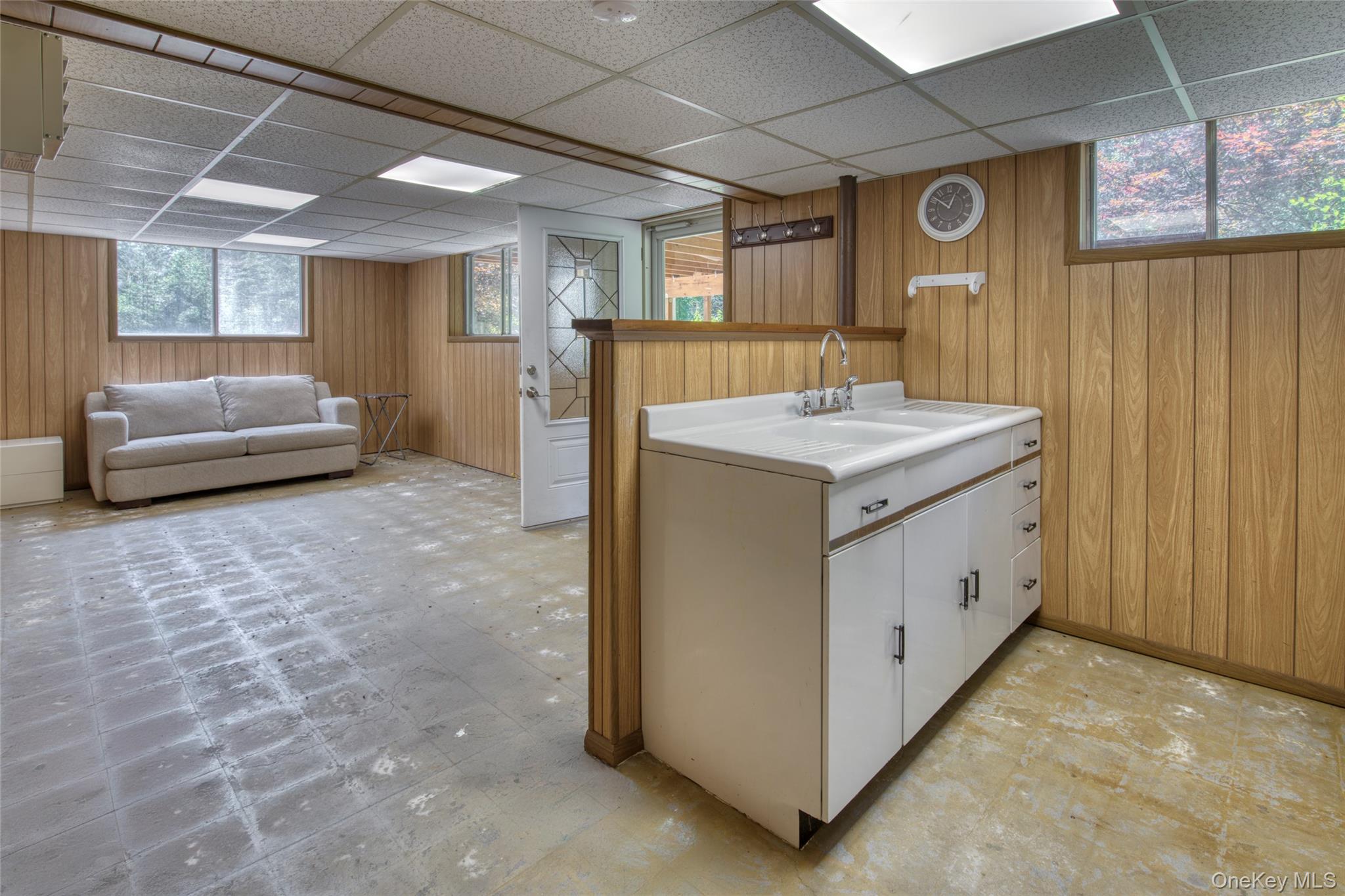 685 Greenway W, Orient, NY 11957