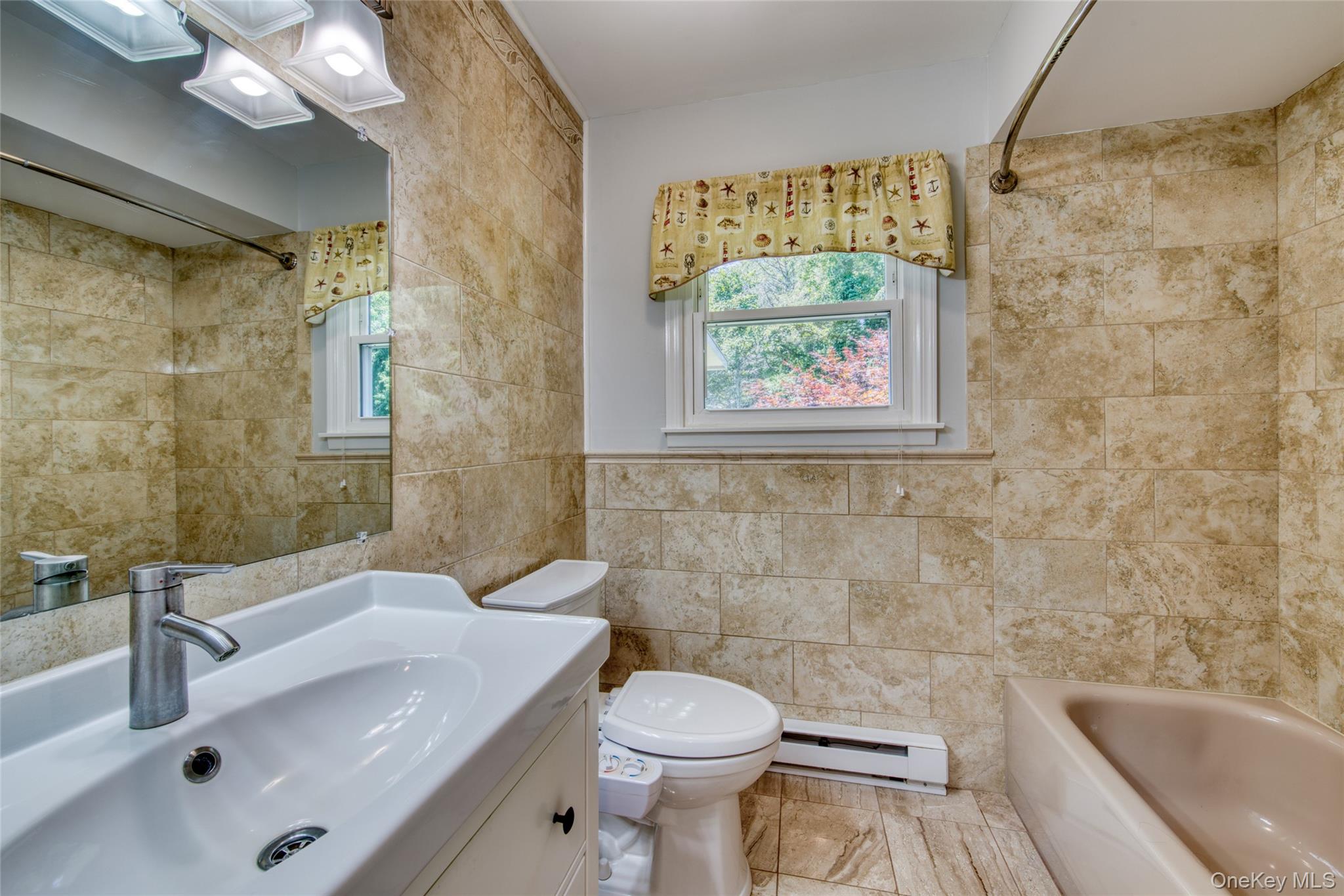 685 Greenway W, Orient, NY 11957