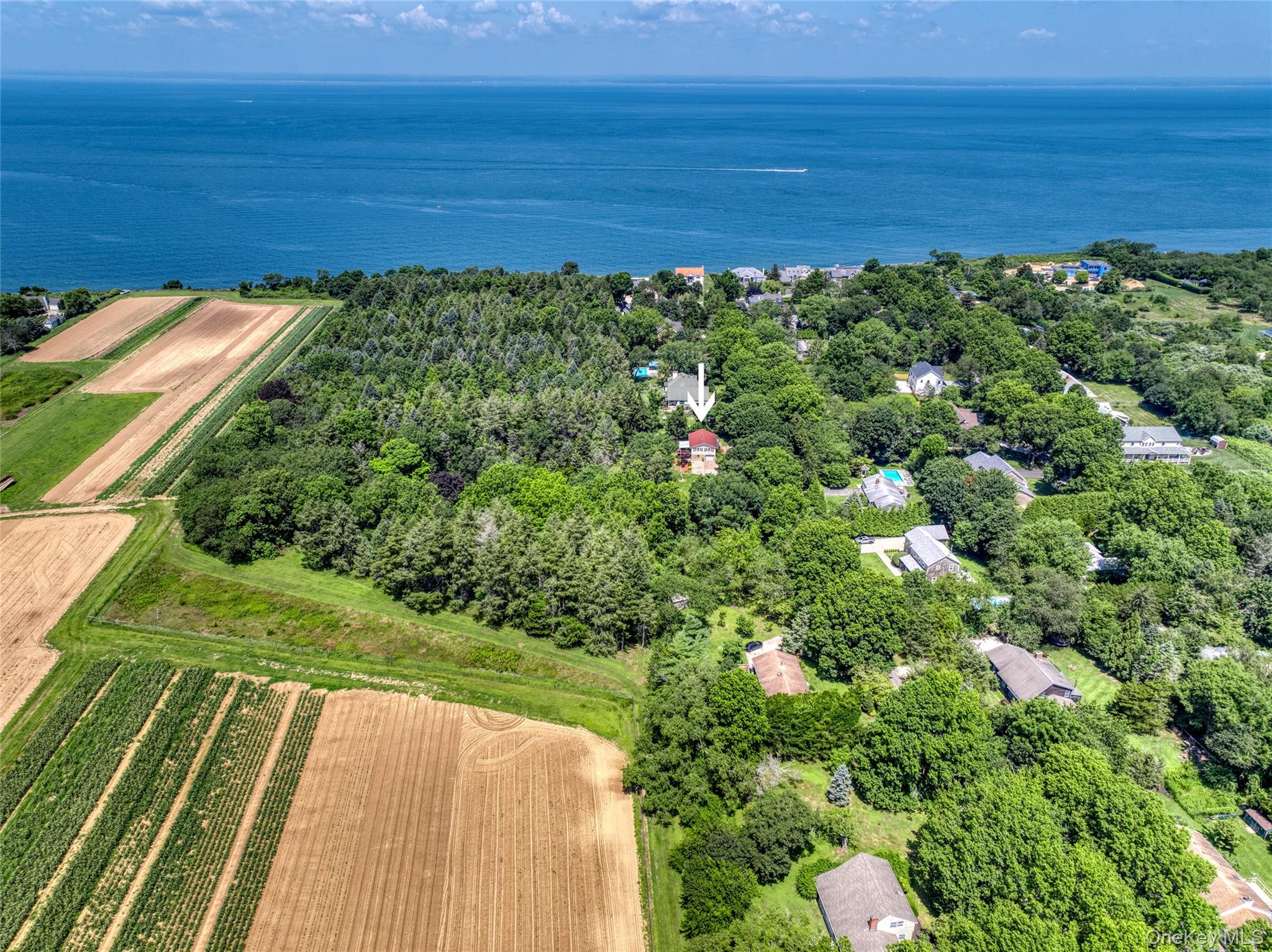 685 Greenway W, Orient, NY 11957