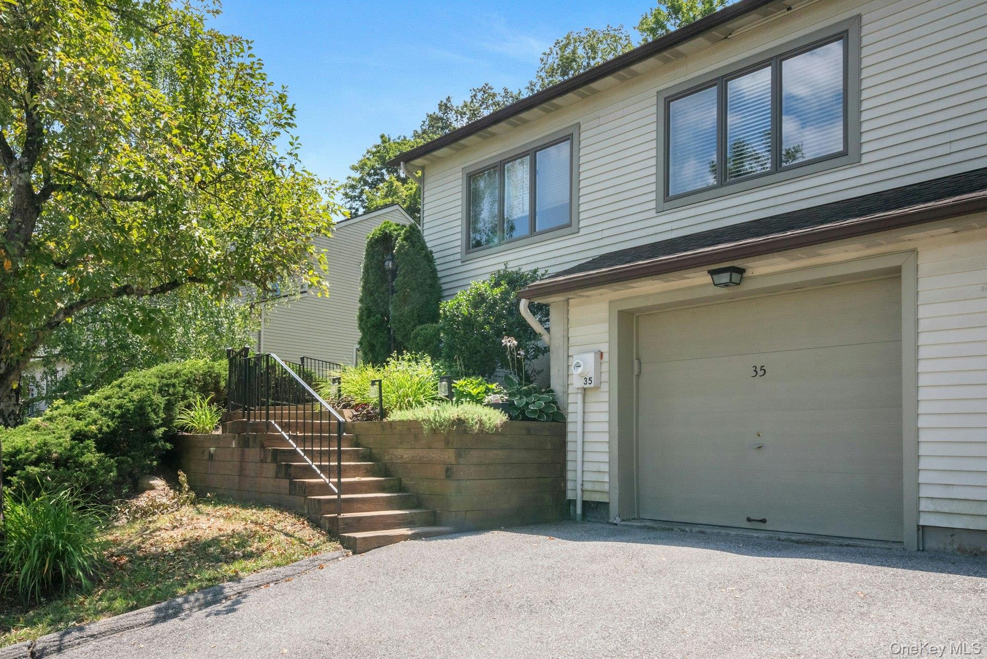 35 Krystal Drive, Somers, NY 10589