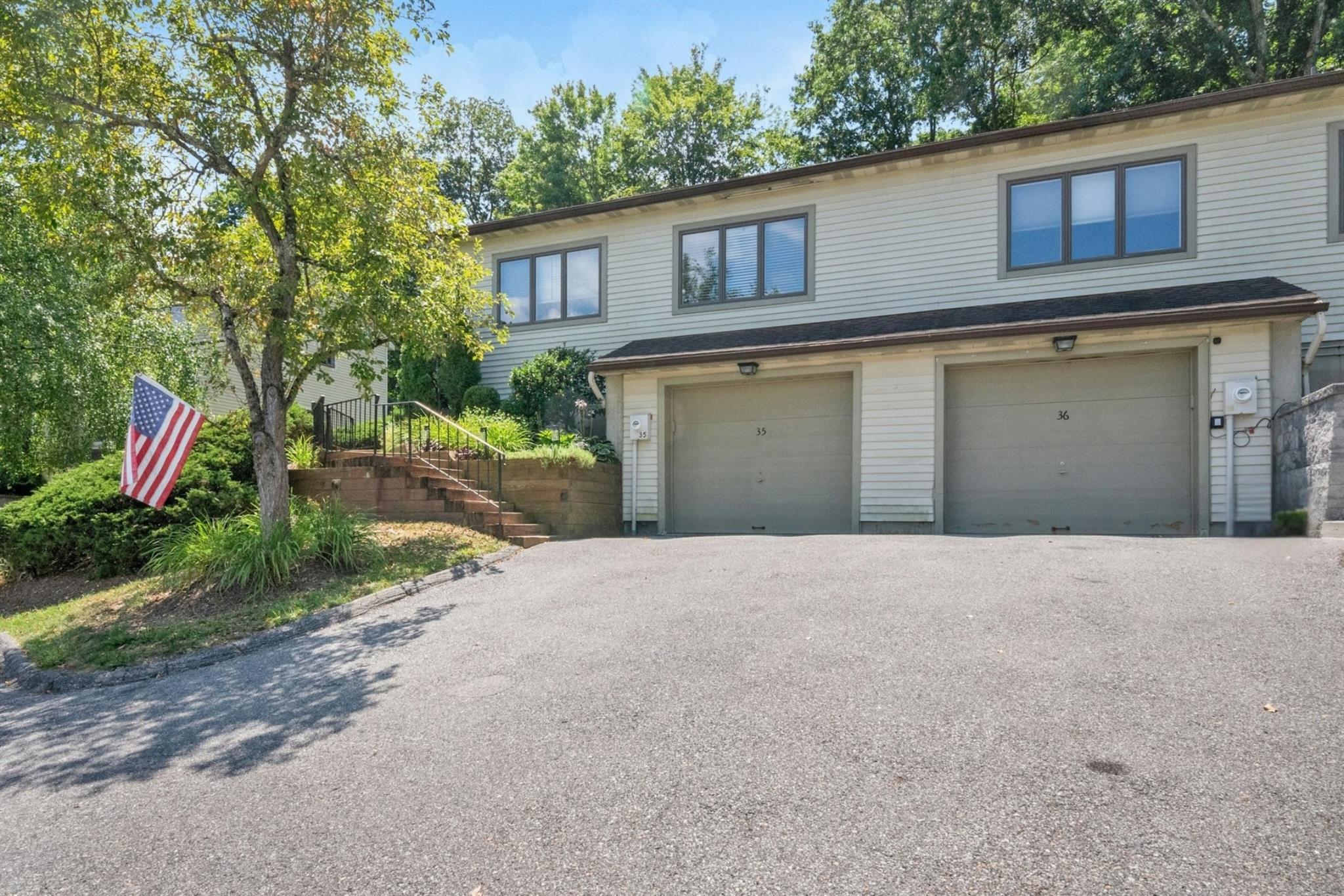 35 Krystal Drive, Somers, NY 10589