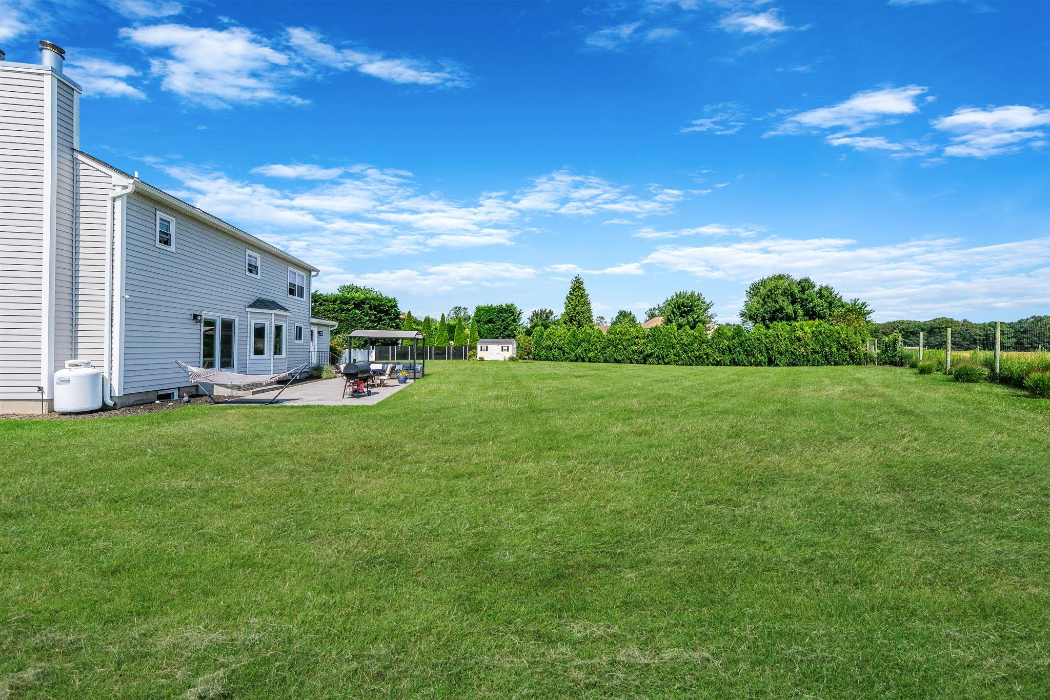 24 Pleasant Court, Baiting Hollow, NY 11933