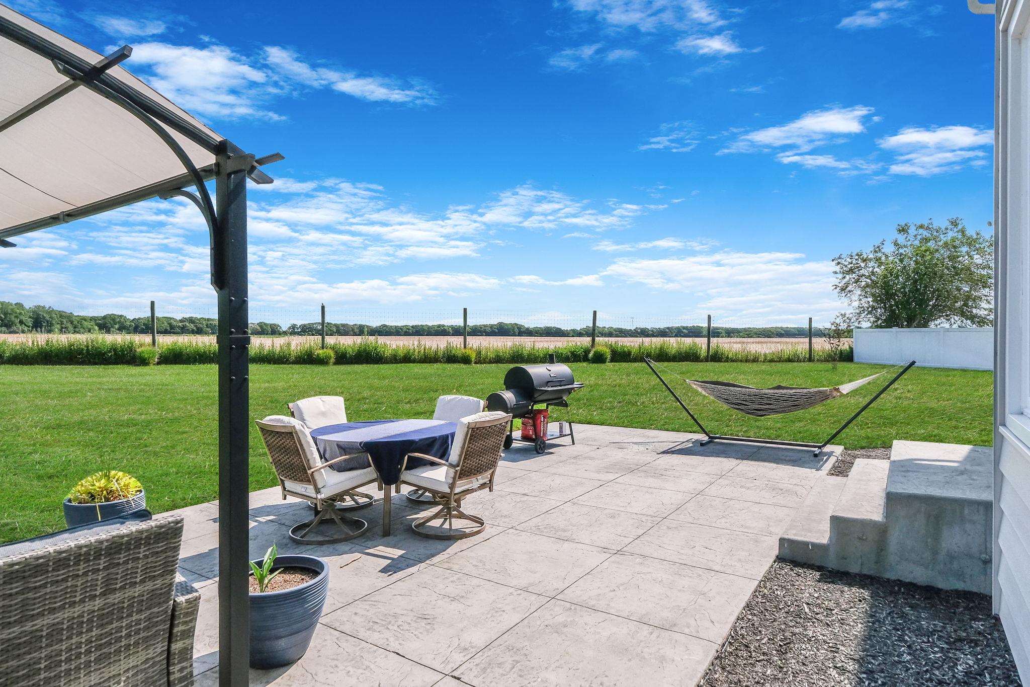 24 Pleasant Court, Baiting Hollow, NY 11933