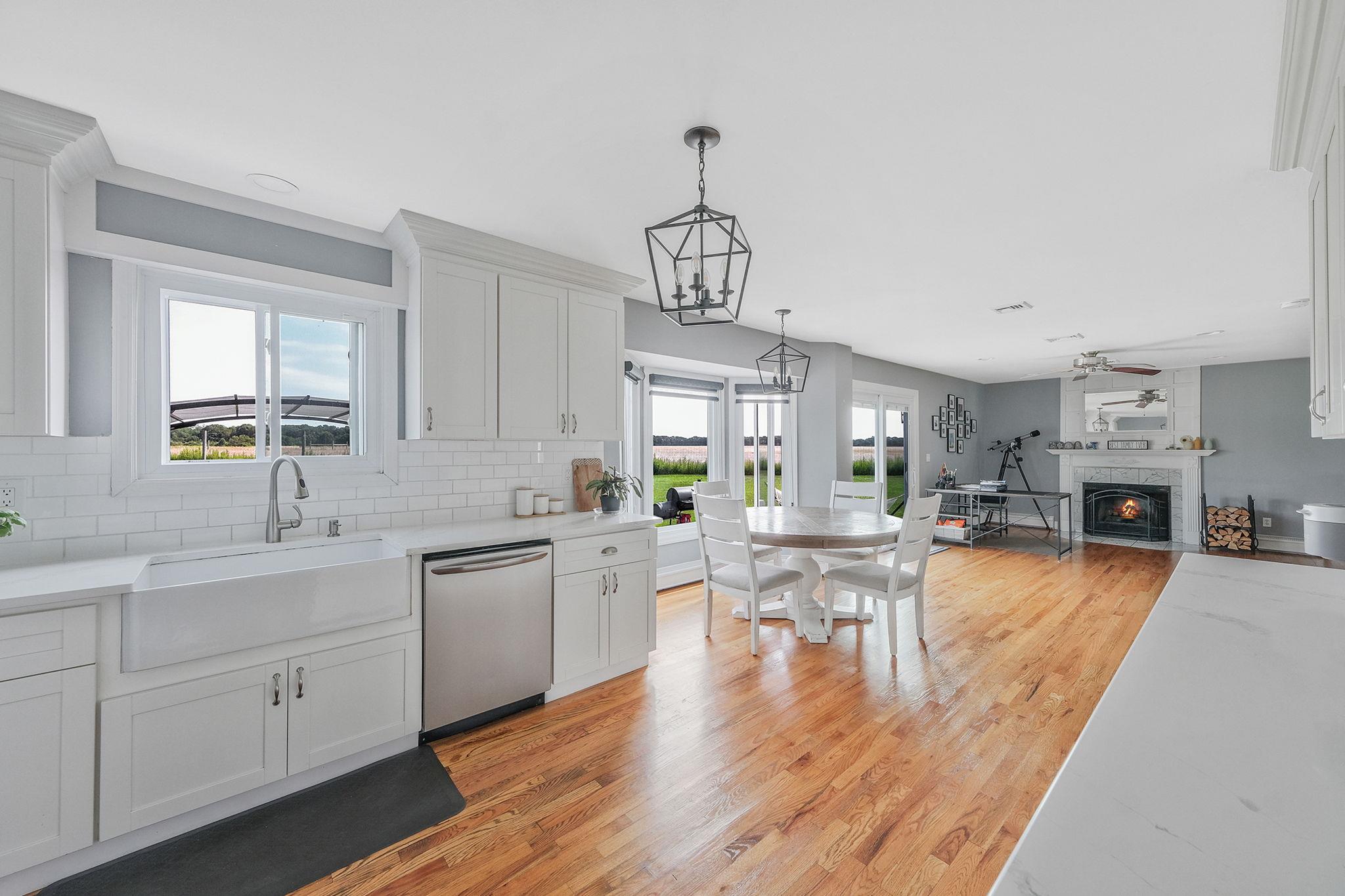 24 Pleasant Court, Baiting Hollow, NY 11933