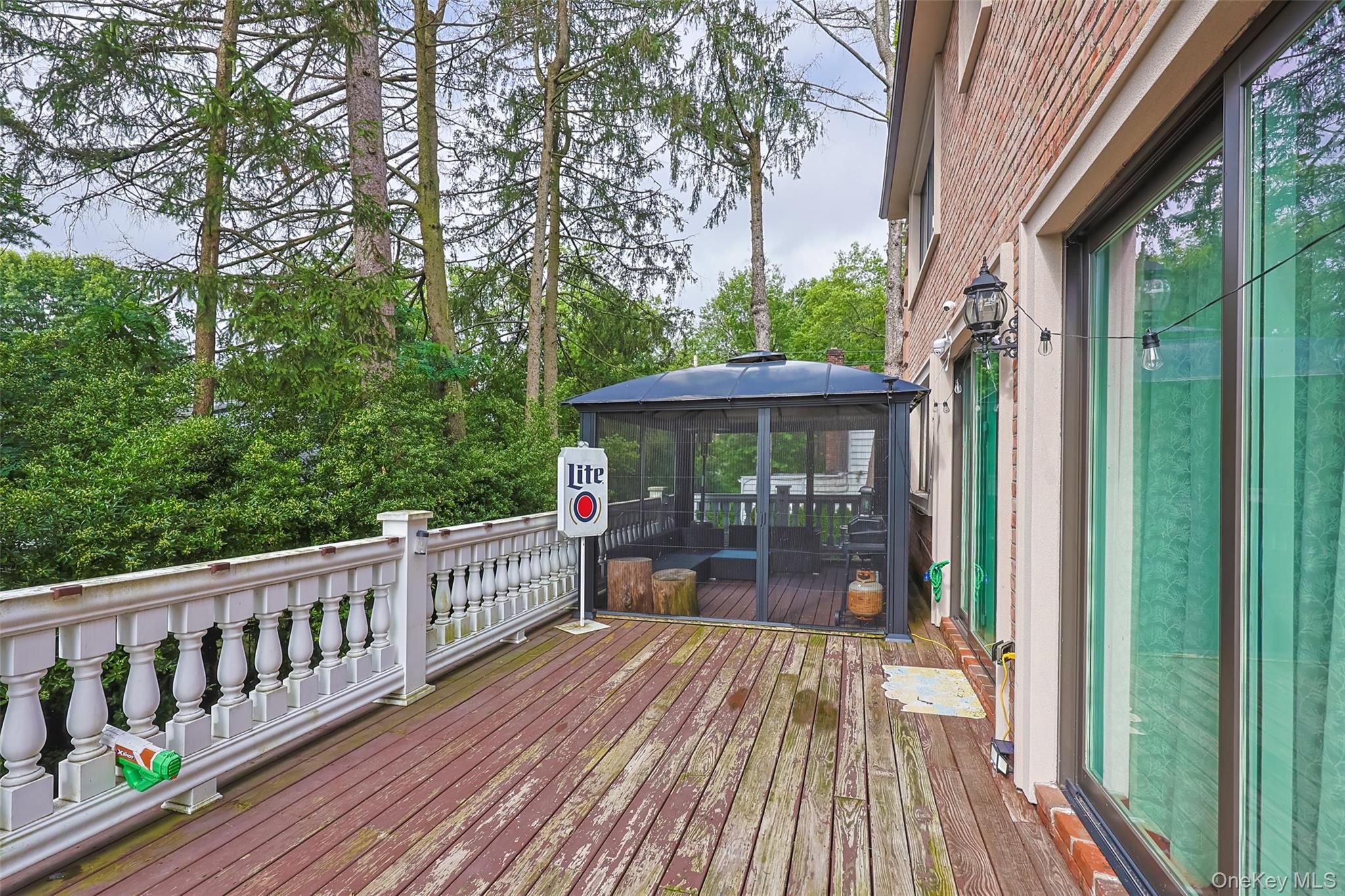 90 Baker Hill Road, Great Neck, NY 11023