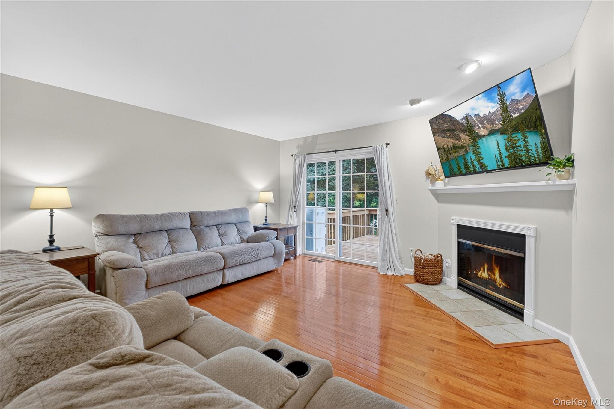 608 Covington Green Lane, Patterson, NY 12563