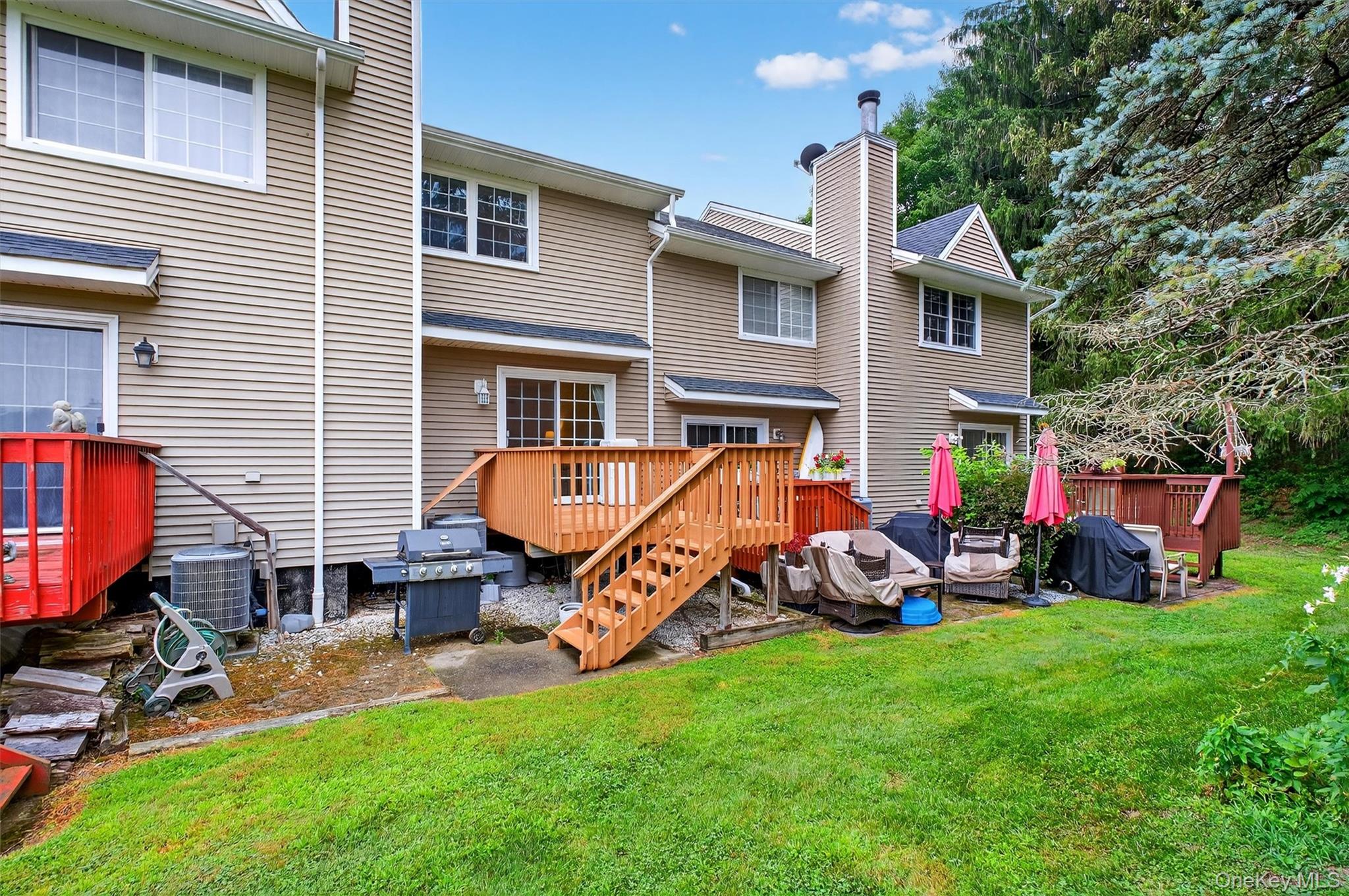 608 Covington Green Lane, Patterson, NY 12563