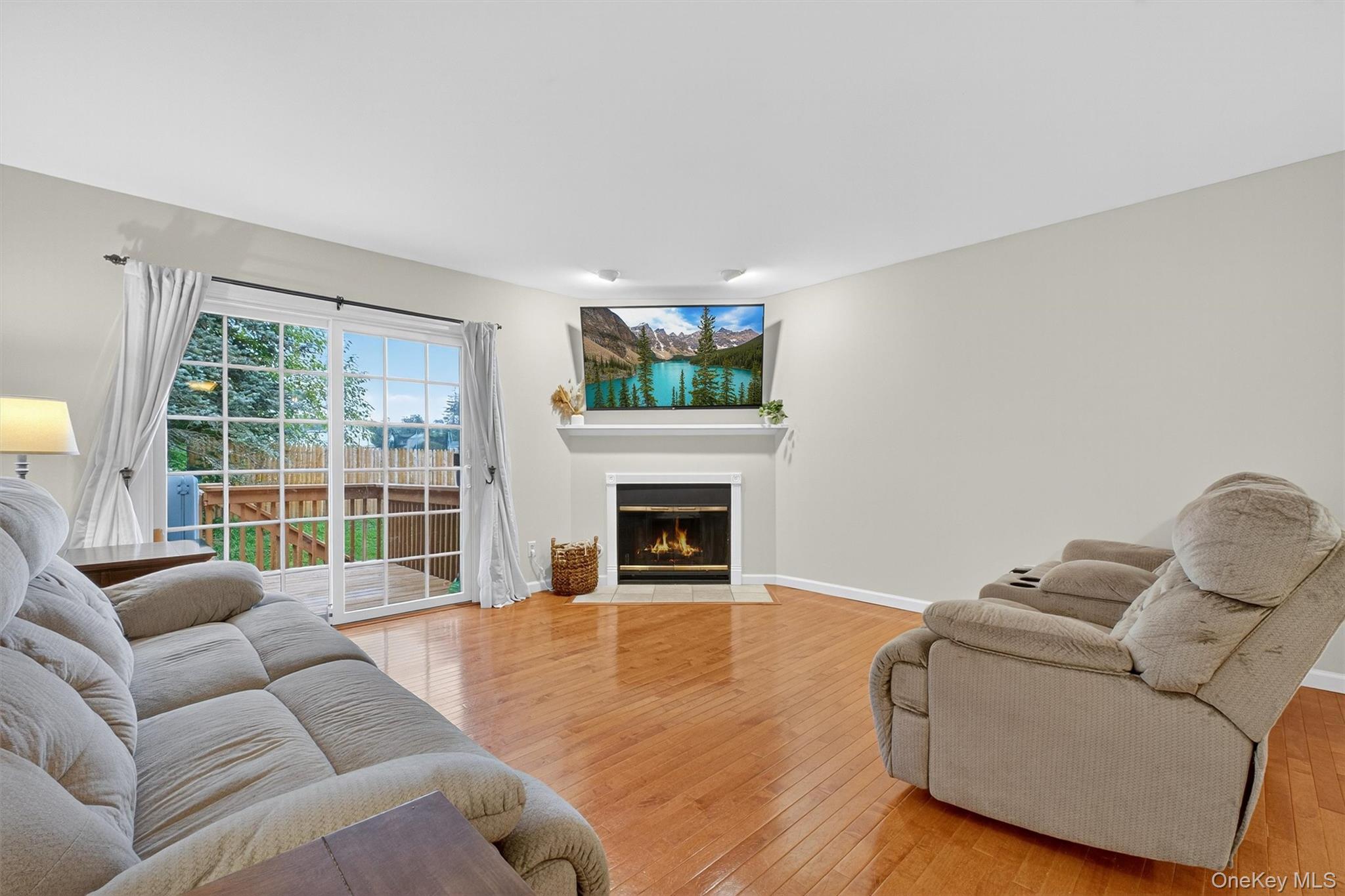 608 Covington Green Lane, Patterson, NY 12563