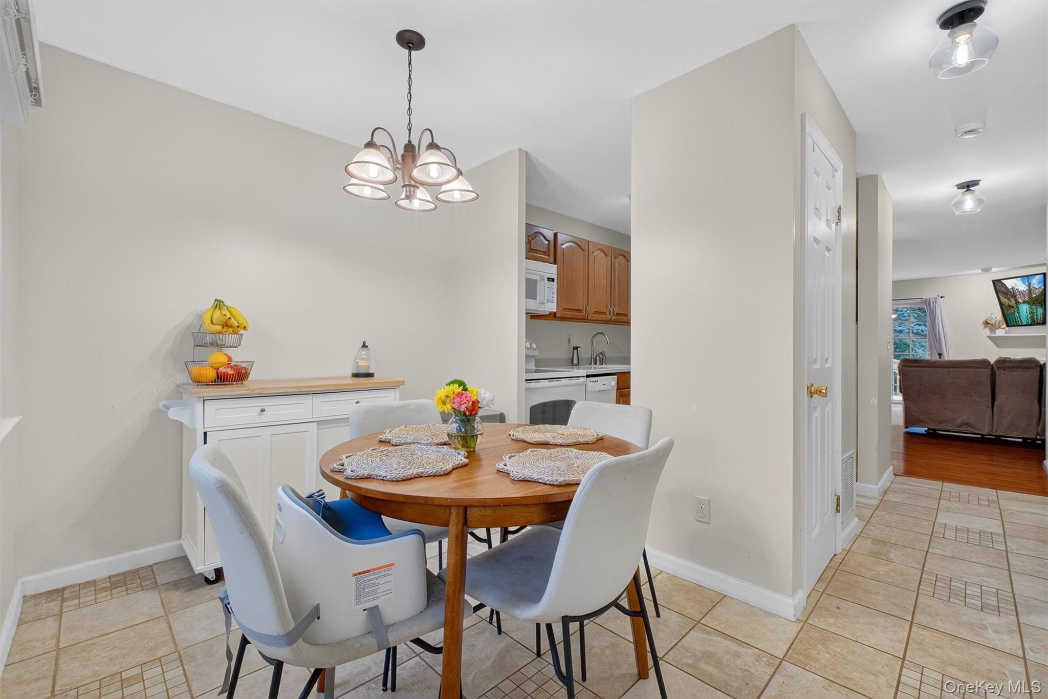 608 Covington Green Lane, Patterson, NY 12563