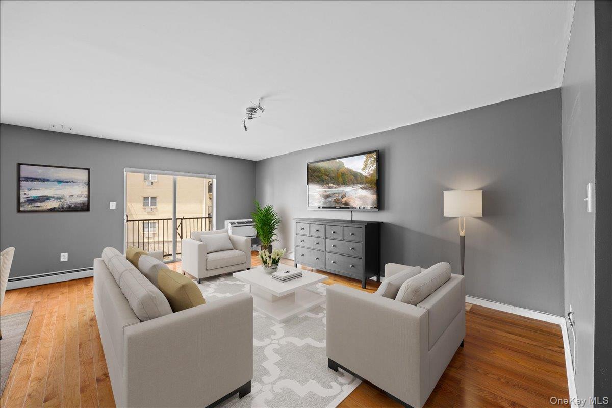 10 Pennyfield Avenue # 8B, Bronx, NY 10465