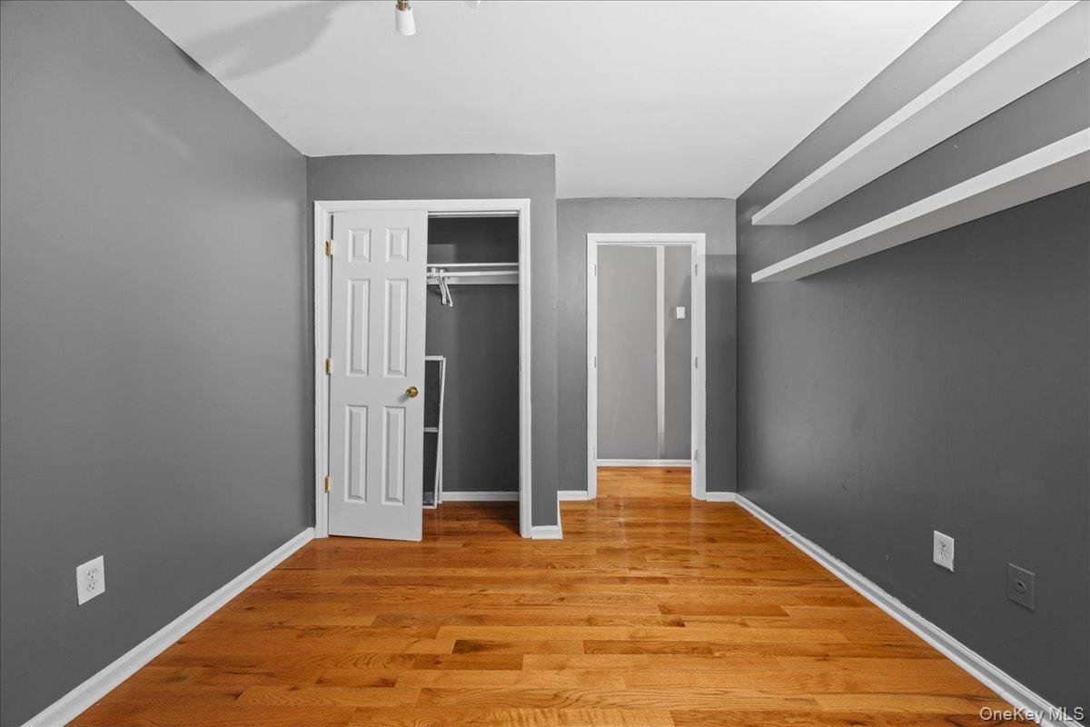 10 Pennyfield Avenue # 8B, Bronx, NY 10465