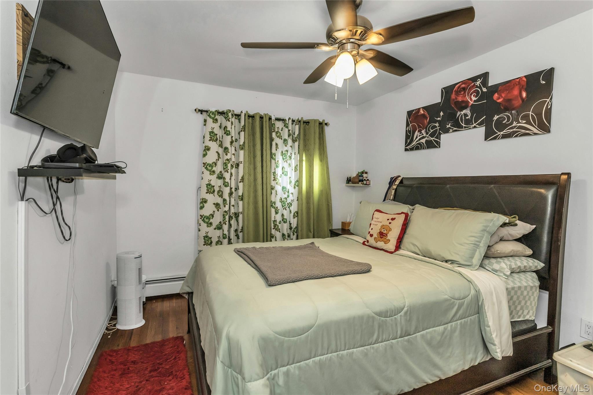 631 Hollywood Avenue, Bronx, NY 10465