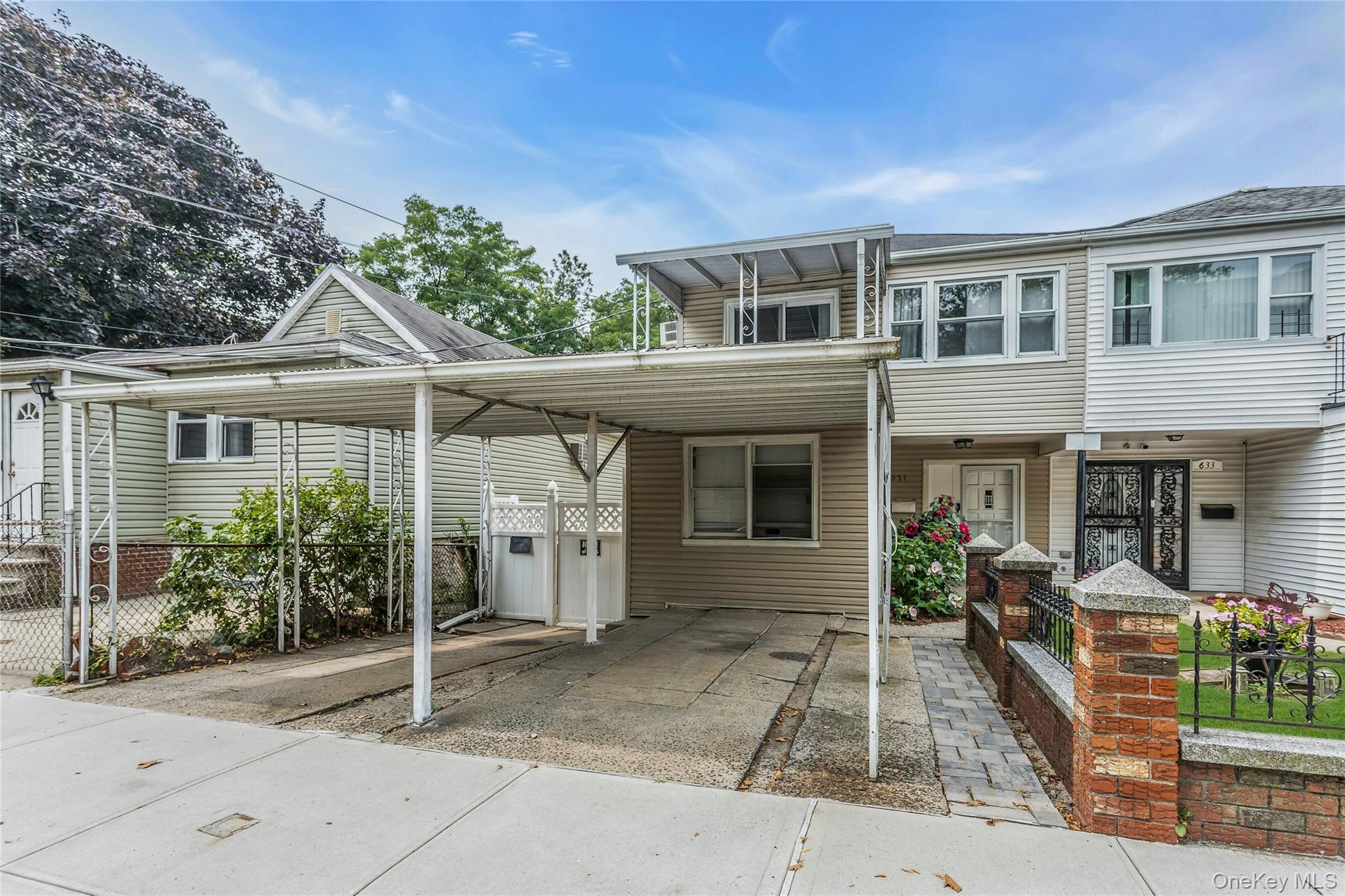 631 Hollywood Avenue, Bronx, NY 10465