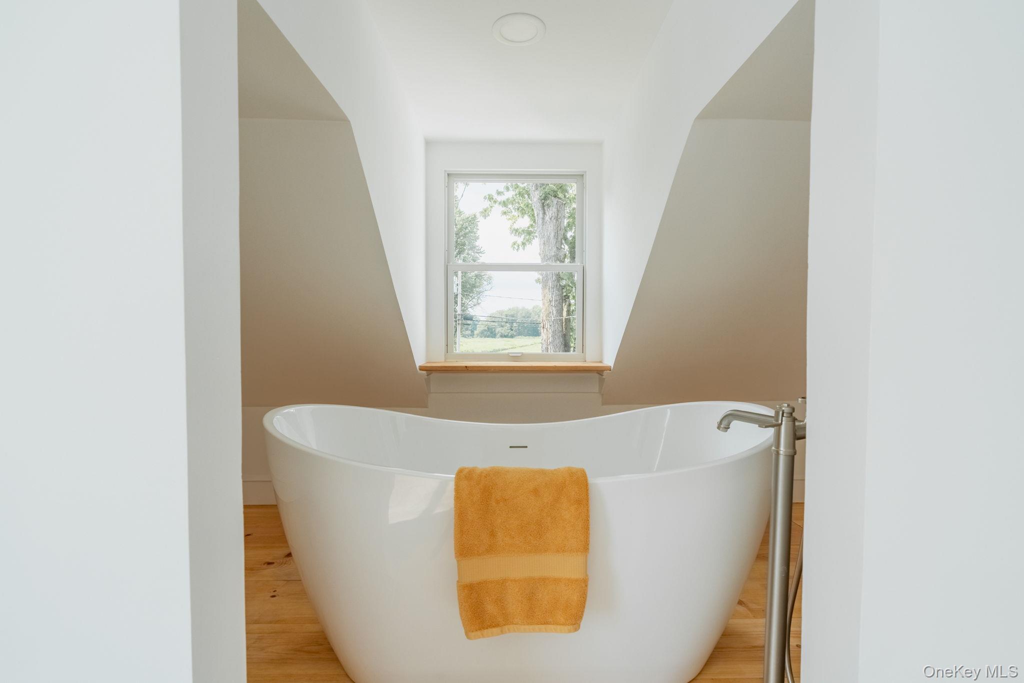 1236 County Route 6, Germantown, NY 12526