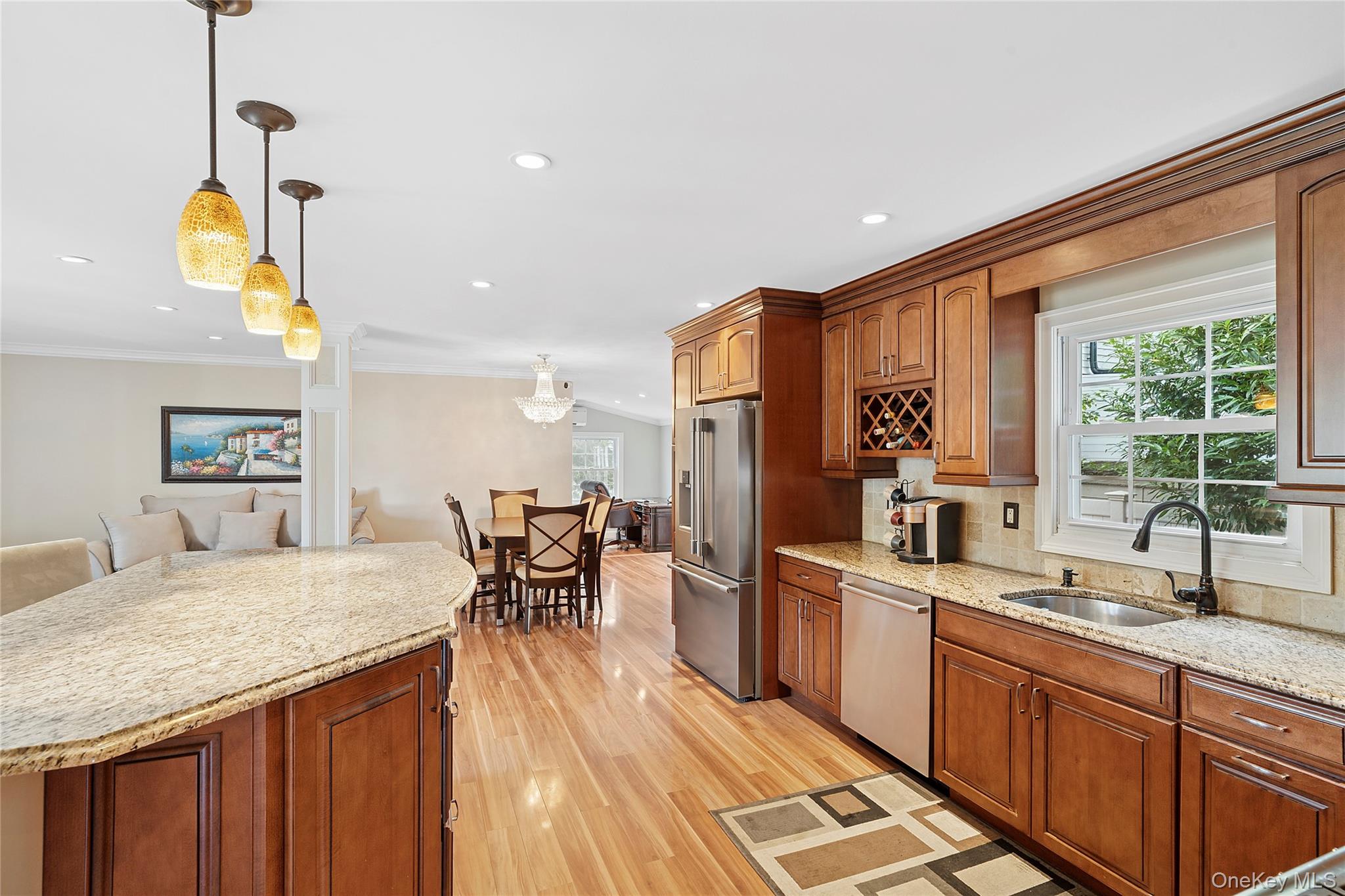 2 Ross Road, Babylon, NY 11702