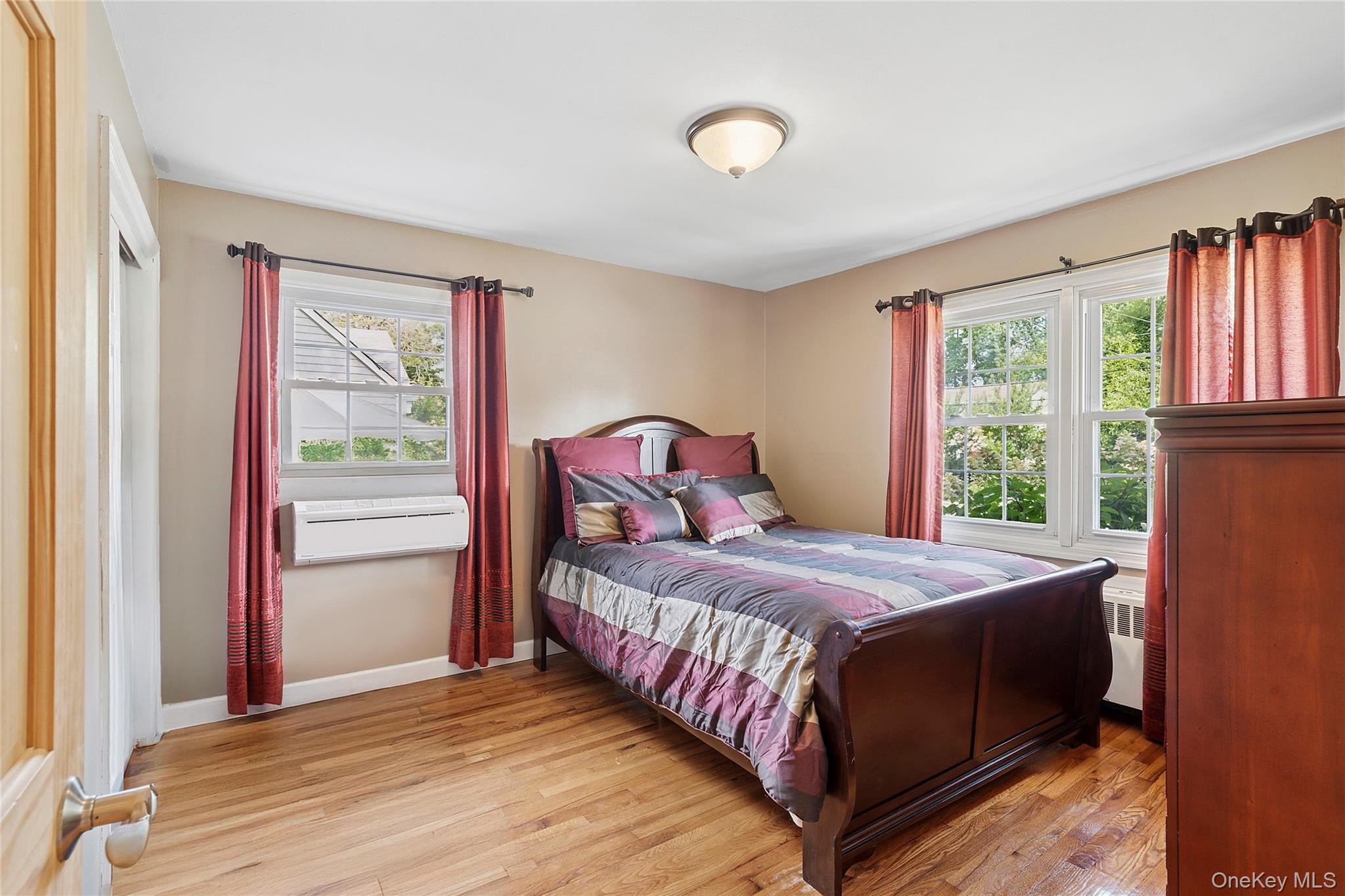 2 Ross Road, Babylon, NY 11702