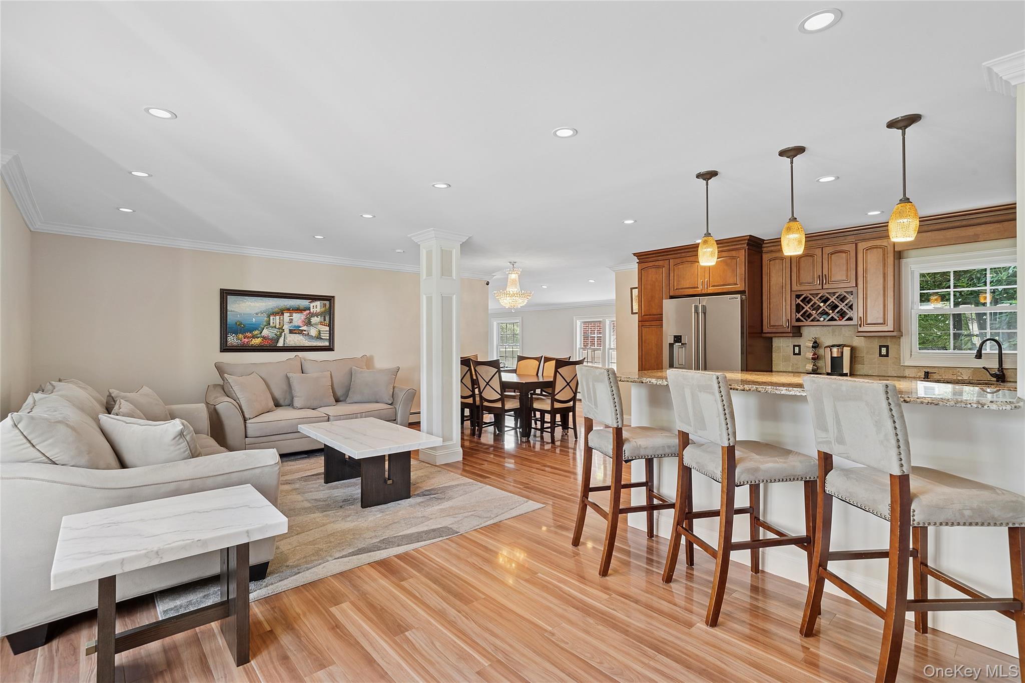 2 Ross Road, Babylon, NY 11702