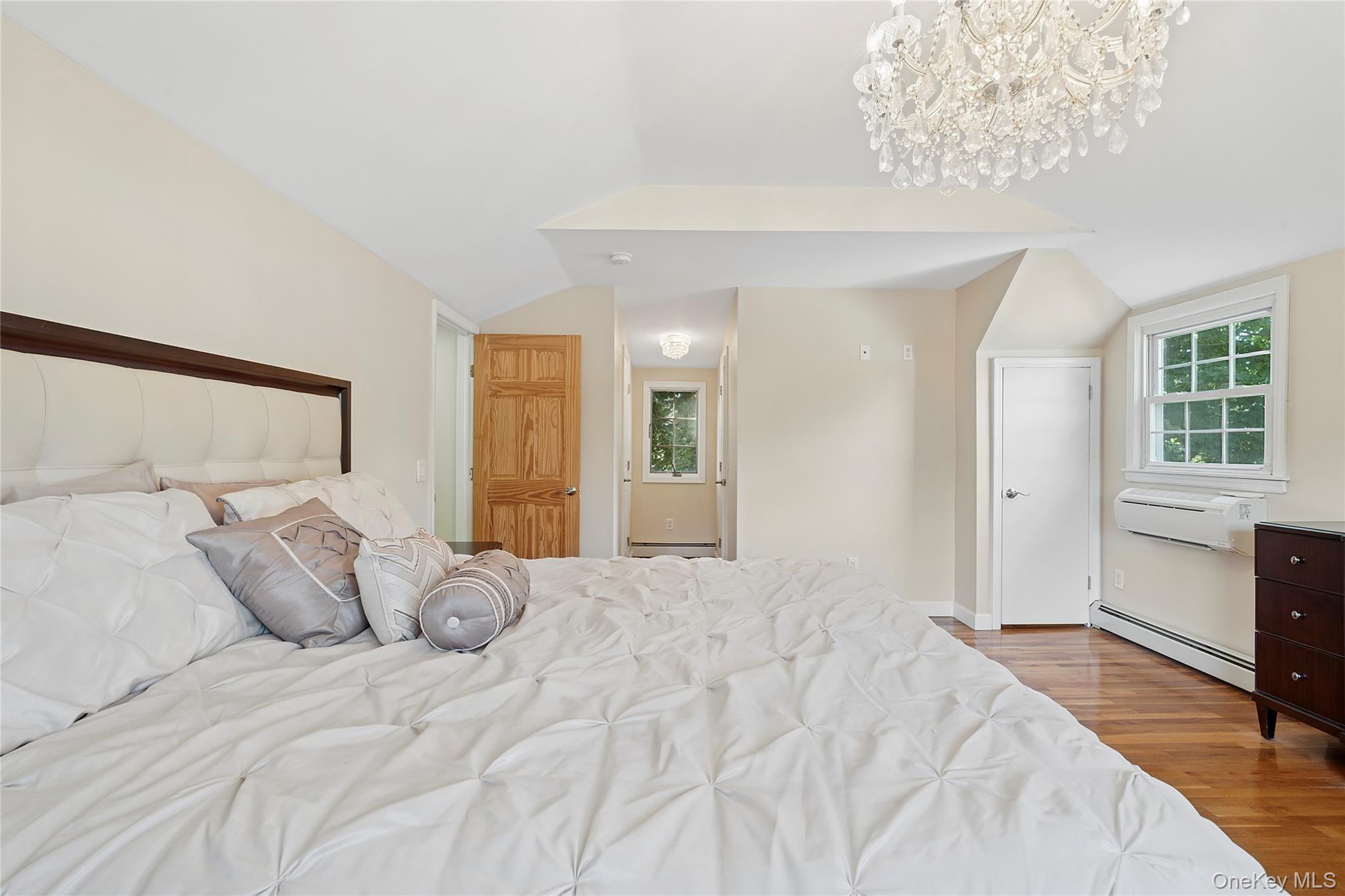 2 Ross Road, Babylon, NY 11702