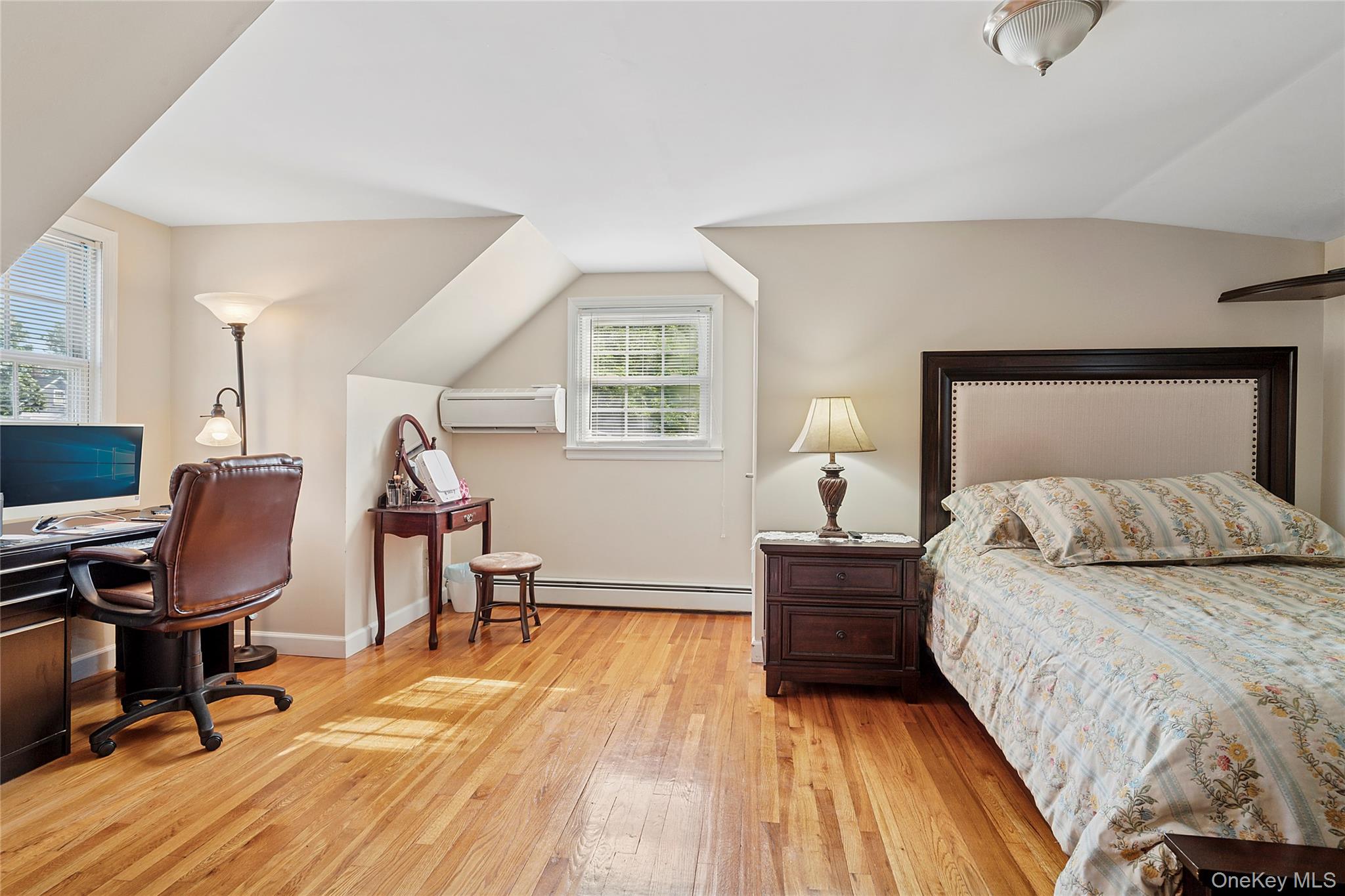 2 Ross Road, Babylon, NY 11702