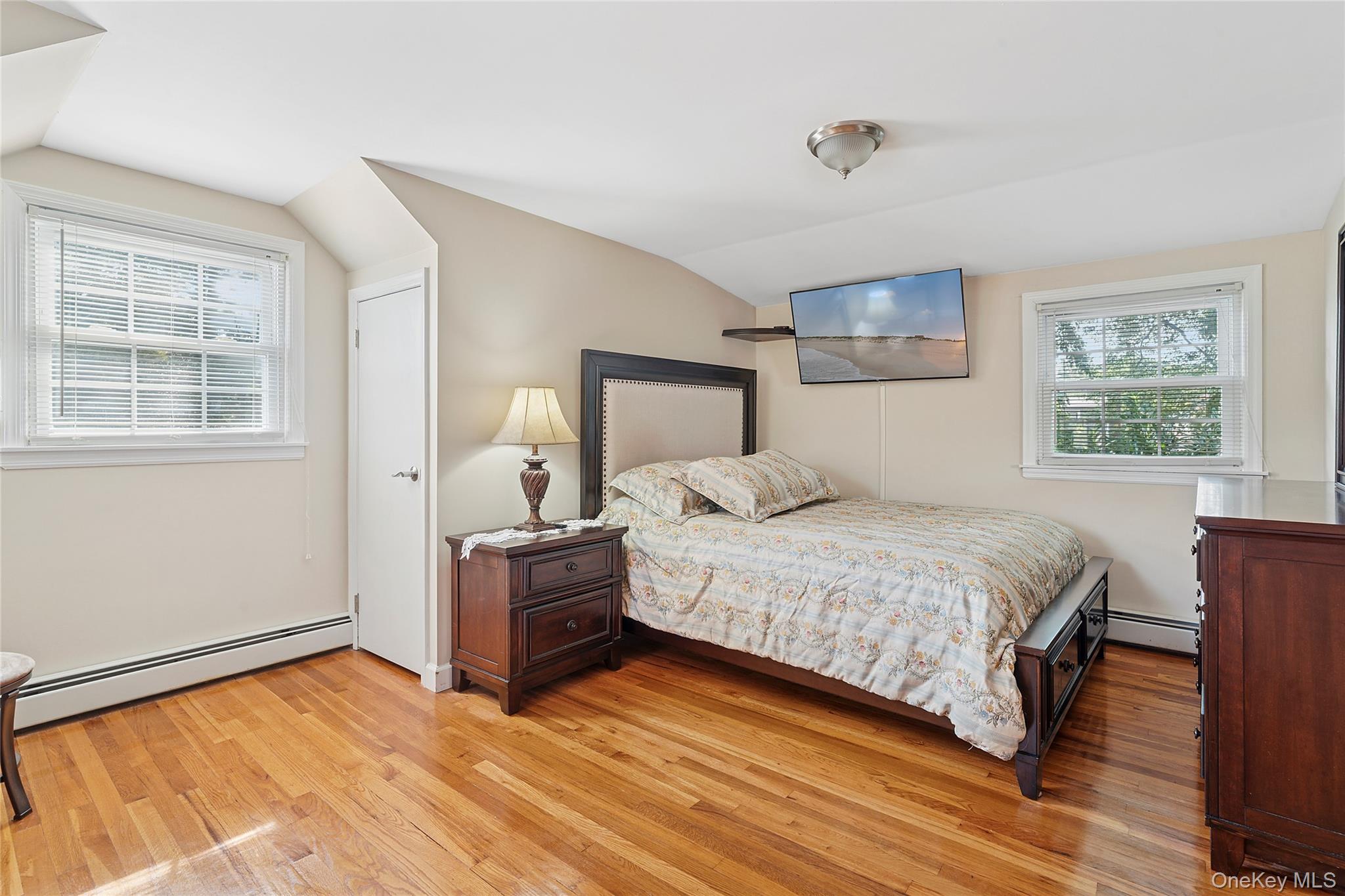 2 Ross Road, Babylon, NY 11702