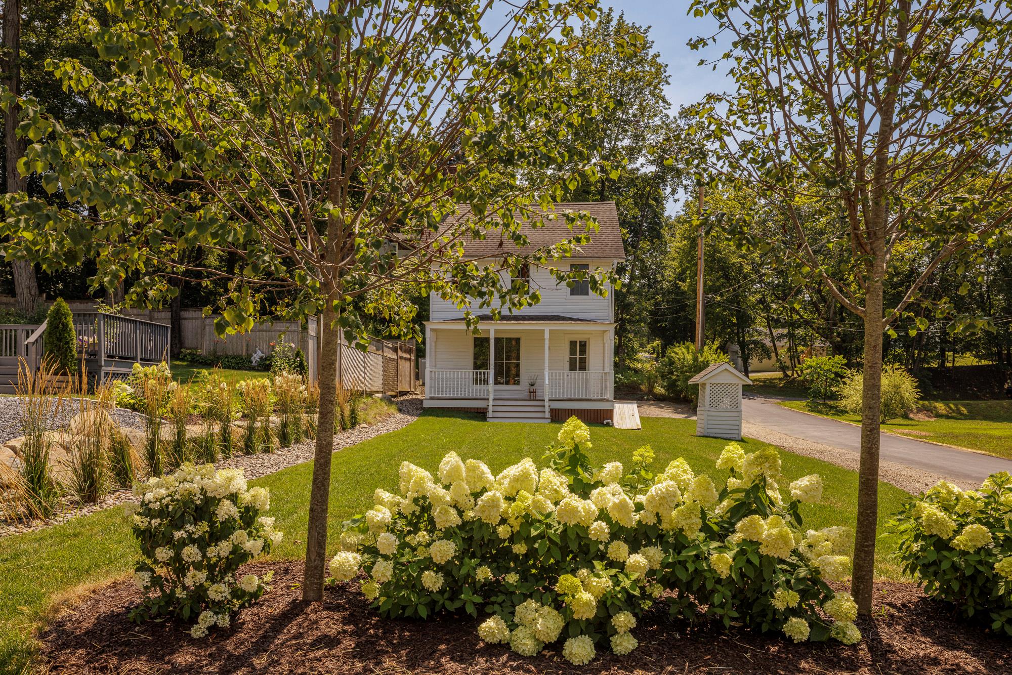 18 James Street, Rhinecliff, NY 12572