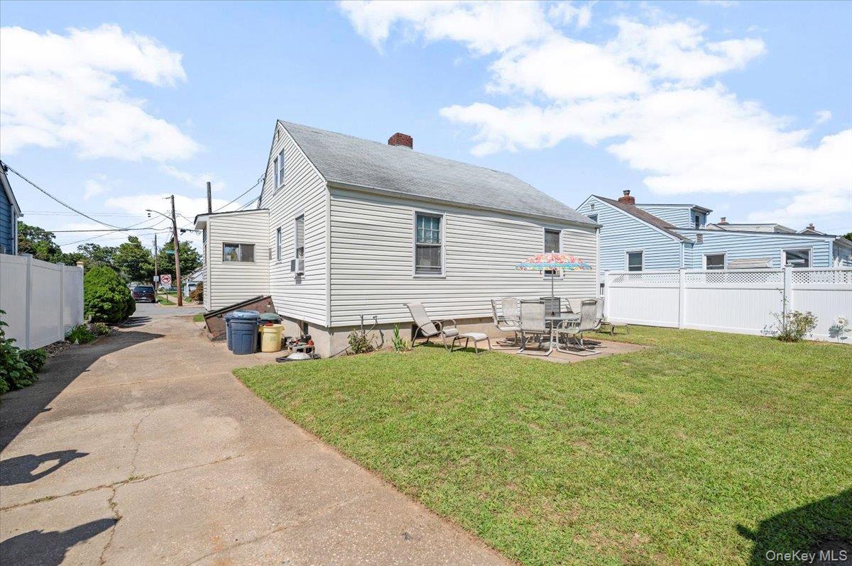 9 Revere Avenue, Bethpage, NY 11714