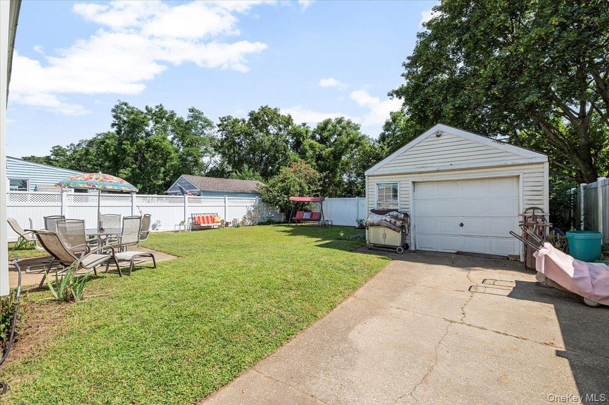 9 Revere Avenue, Bethpage, NY 11714