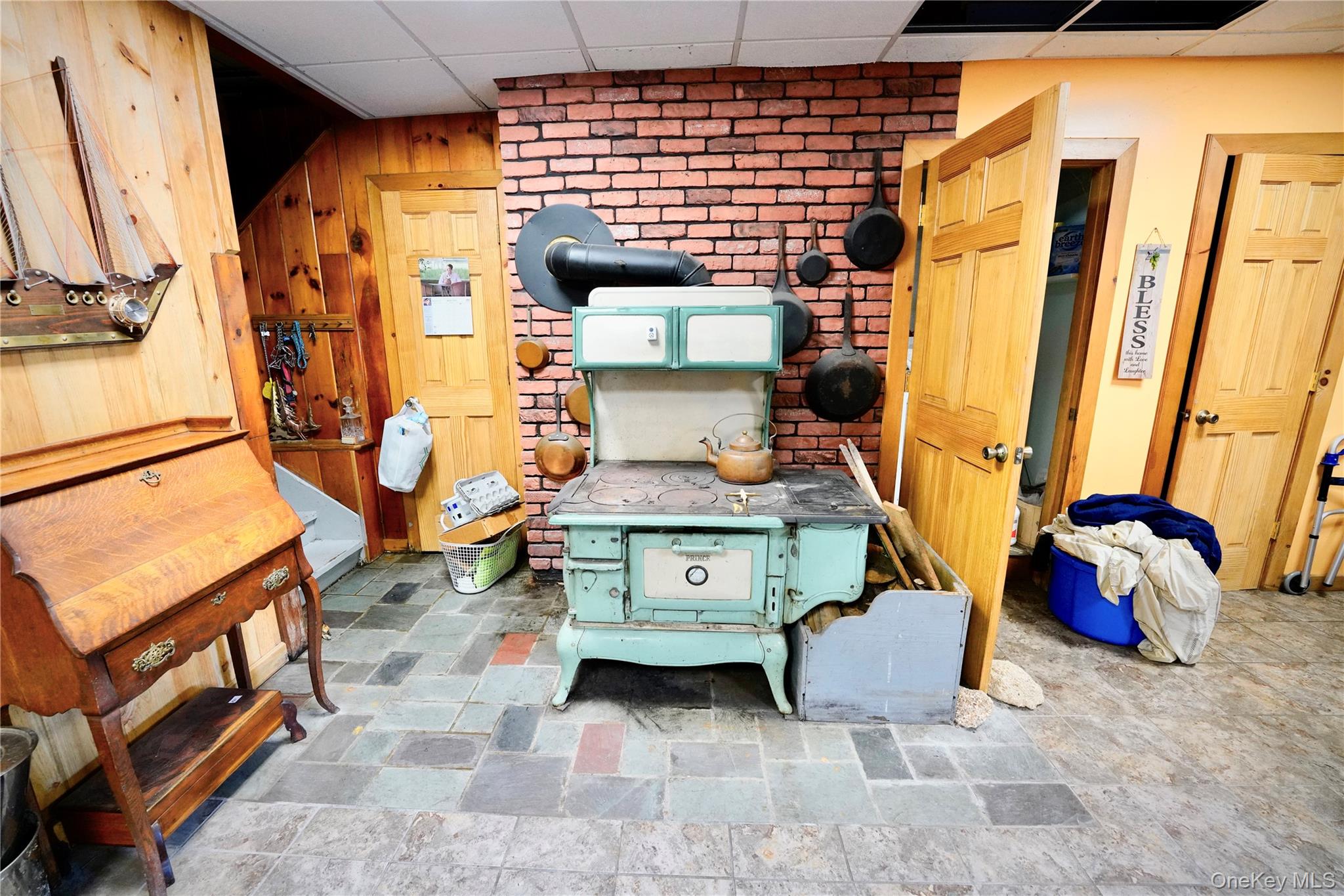 669 Shandelee Road, Livingston Manor, NY 12758