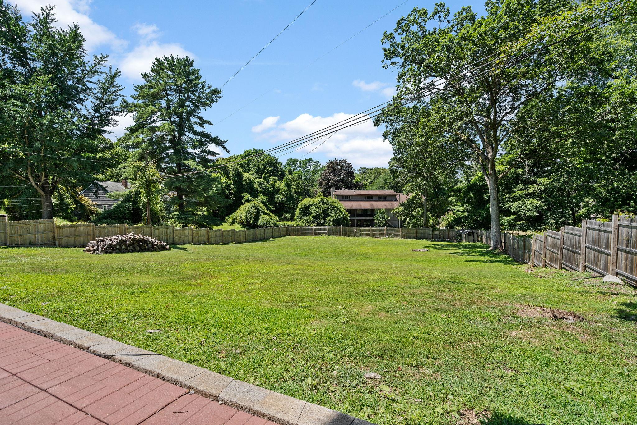 51 Loockerman Avenue, Poughkeepsie, NY 12601