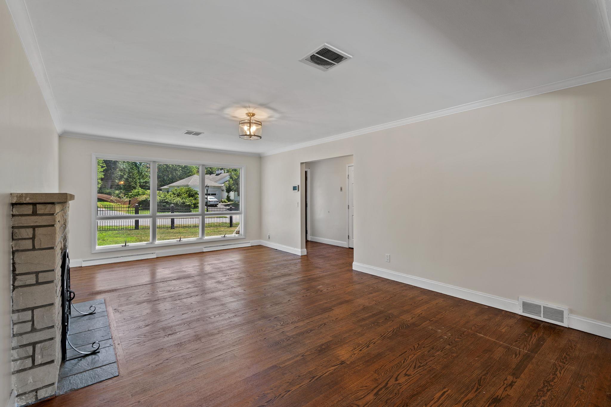 51 Loockerman Avenue, Poughkeepsie, NY 12601