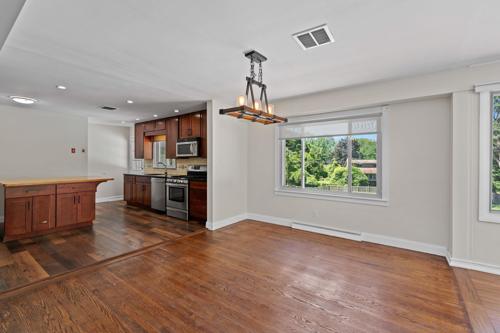 51 Loockerman Avenue, Poughkeepsie, NY 12601