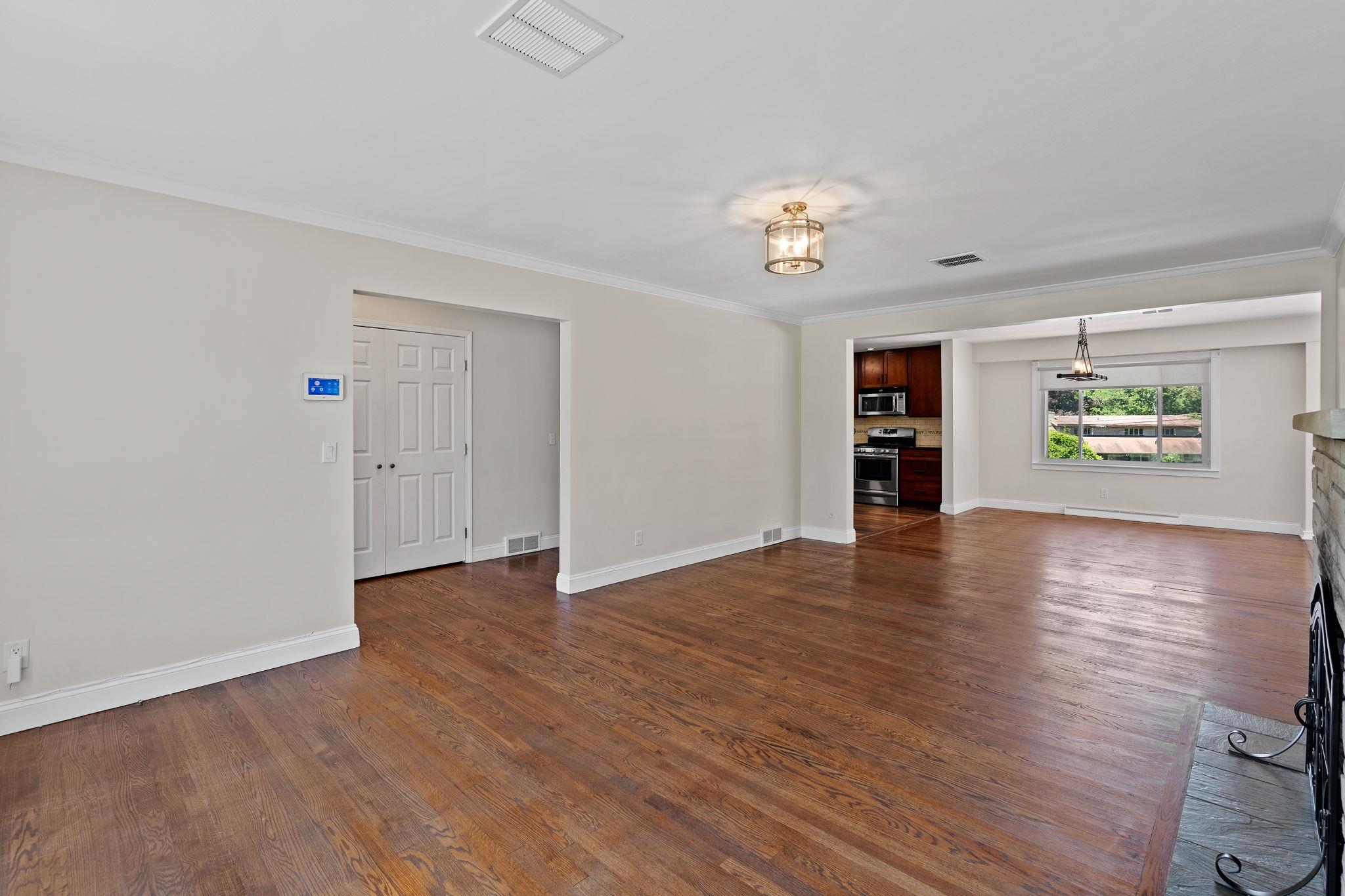 51 Loockerman Avenue, Poughkeepsie, NY 12601