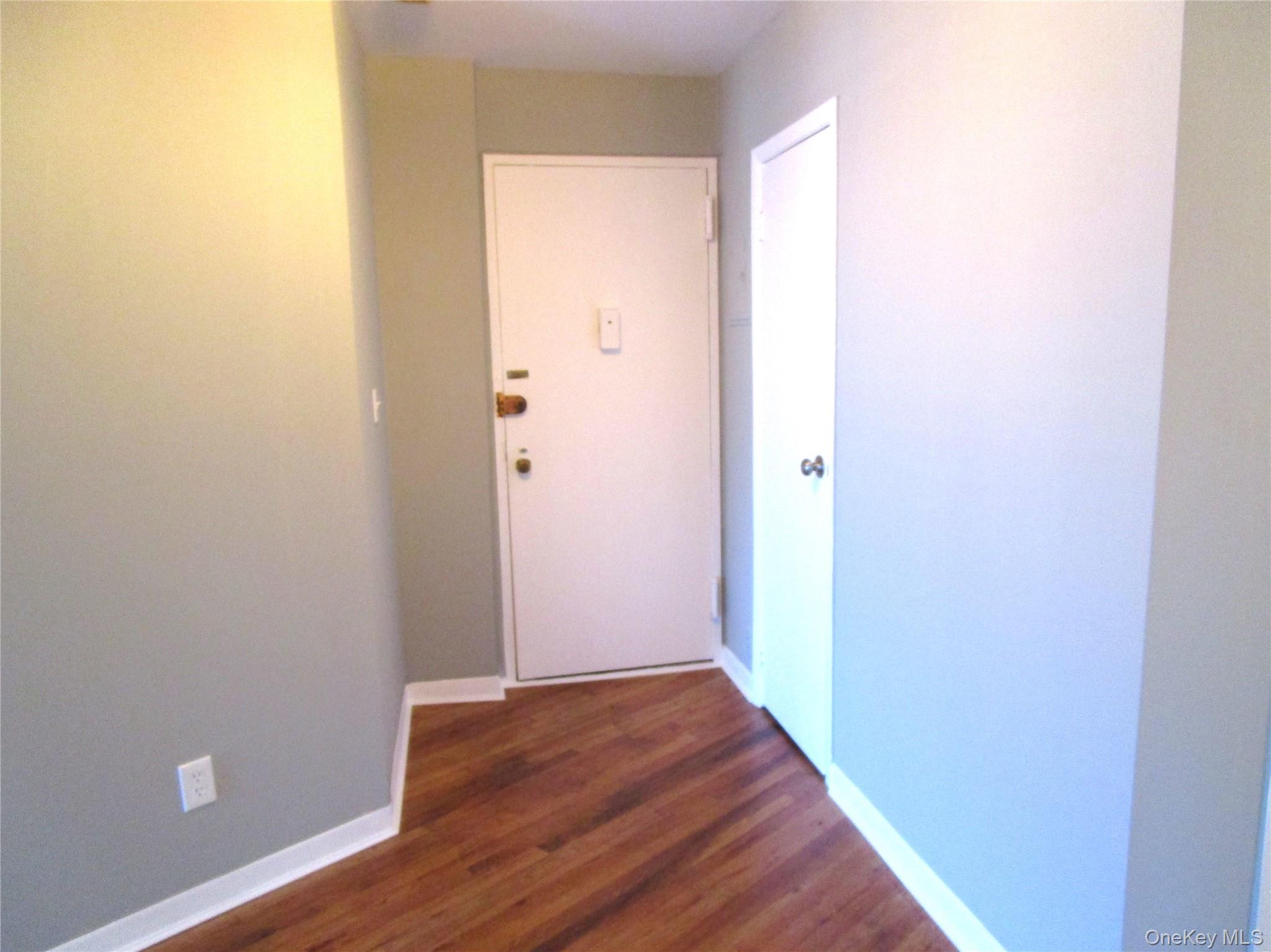 20 Daley Place # 225, Lynbrook, NY 11563