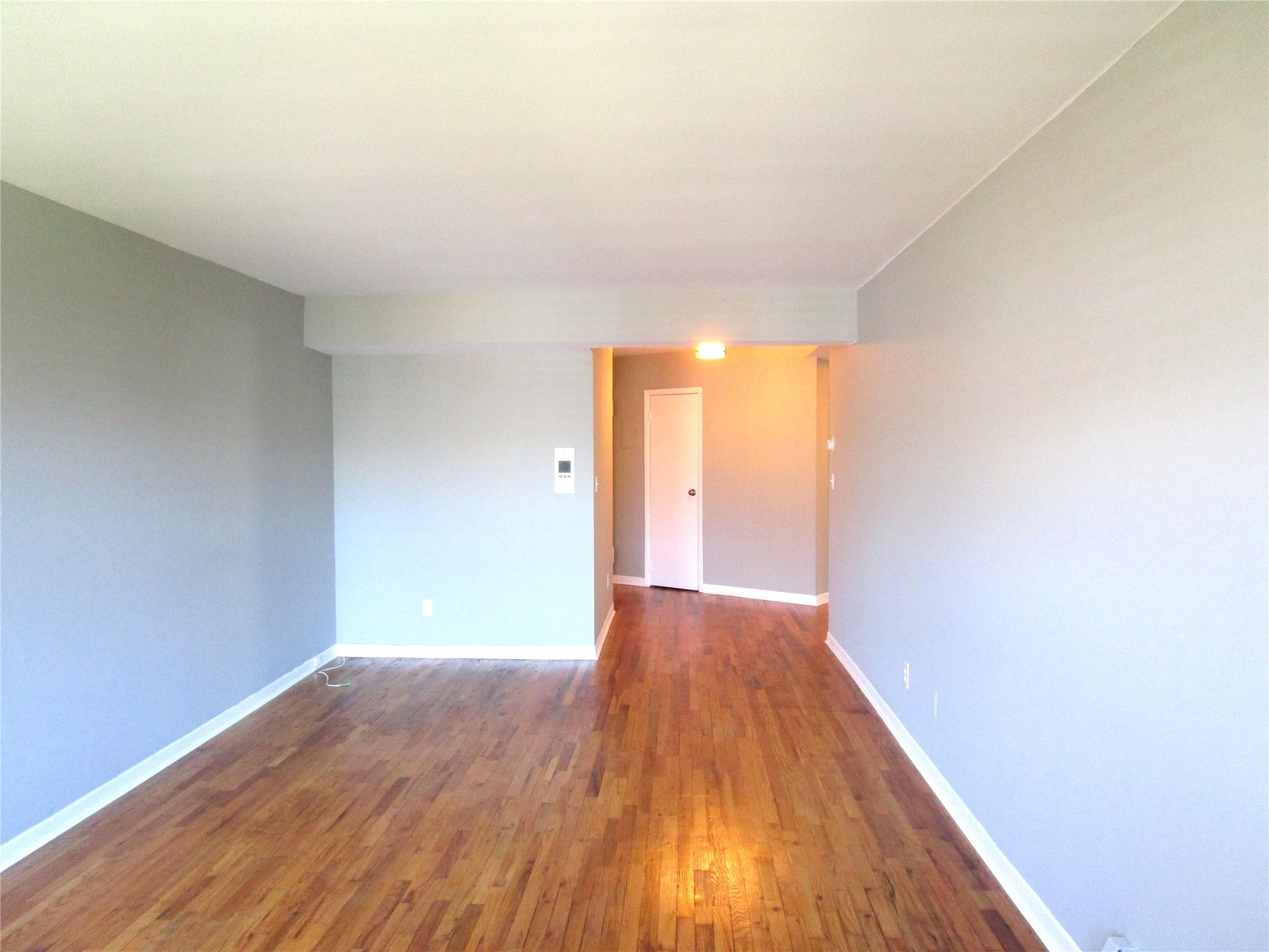 20 Daley Place # 225, Lynbrook, NY 11563