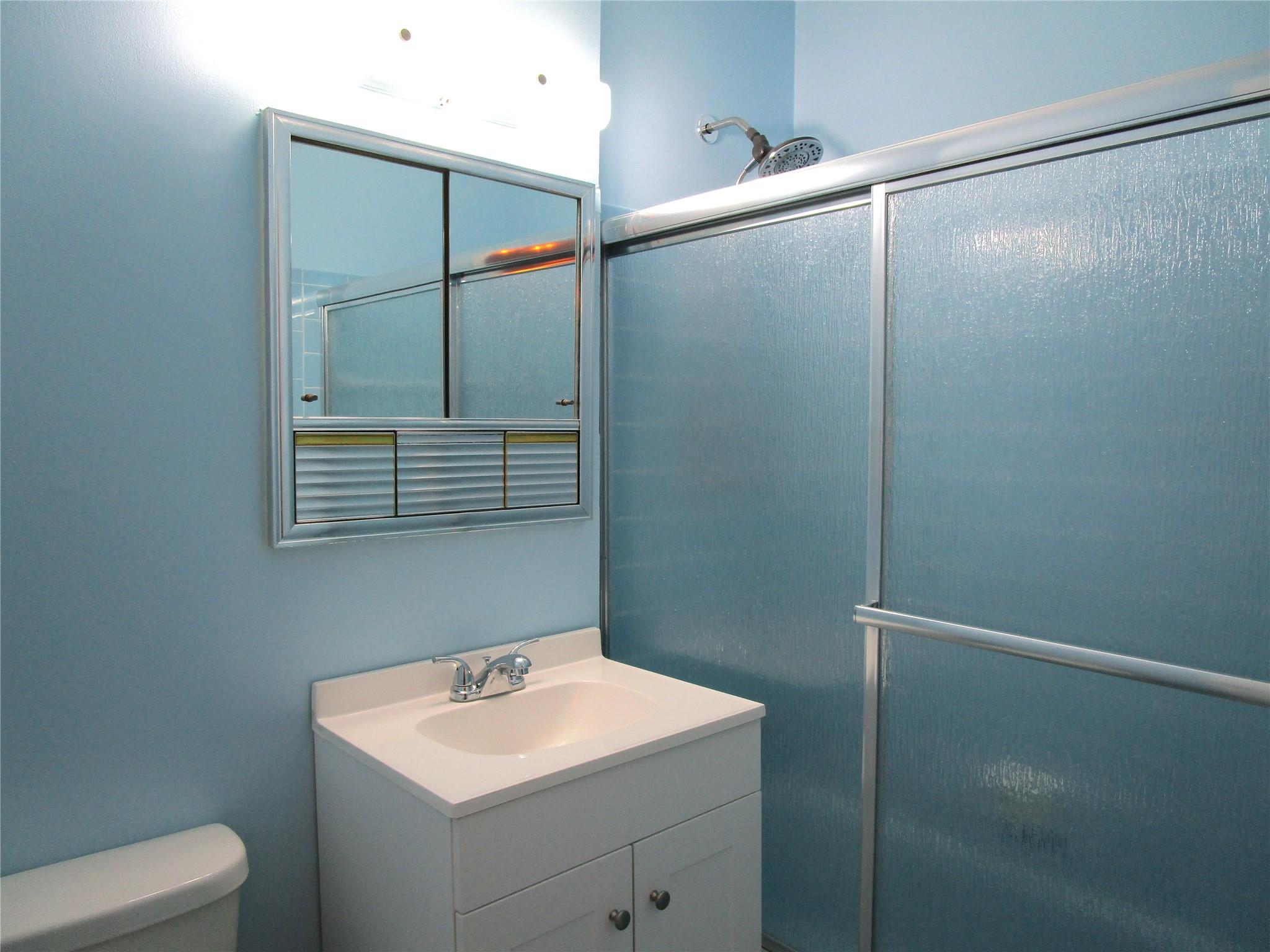 20 Daley Place # 225, Lynbrook, NY 11563