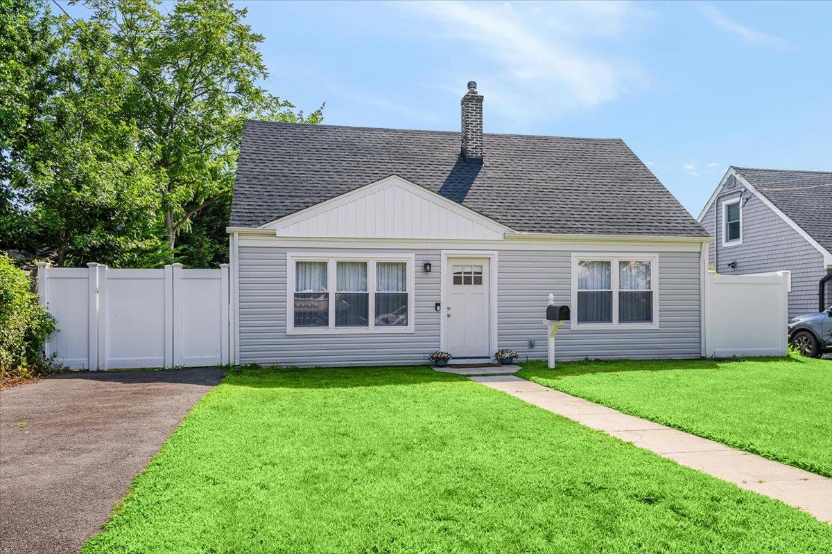 233 Fire Island Avenue, Babylon, NY 11702