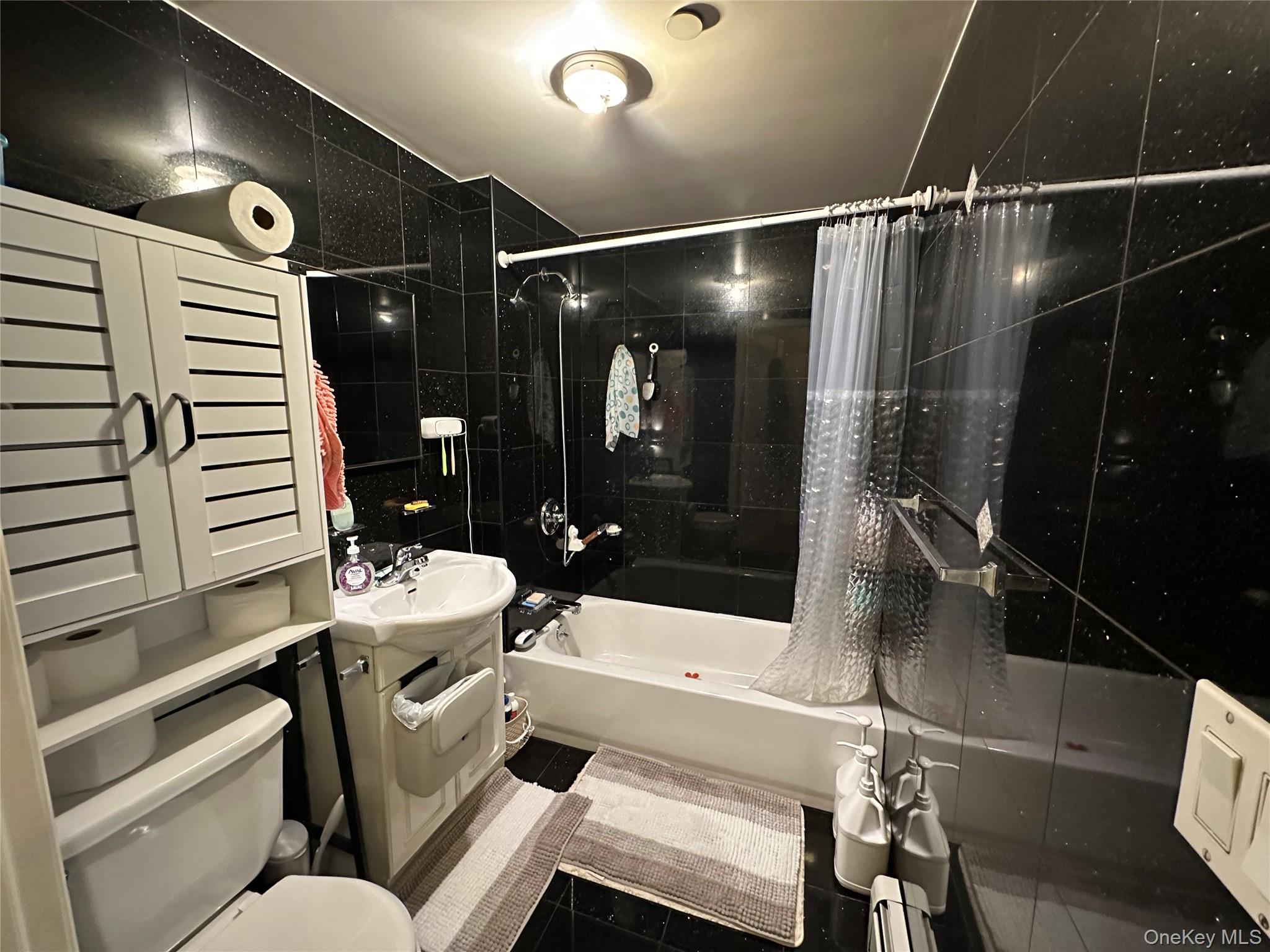 140-26 Cherry Avenue # 5D, Flushing, NY 11355