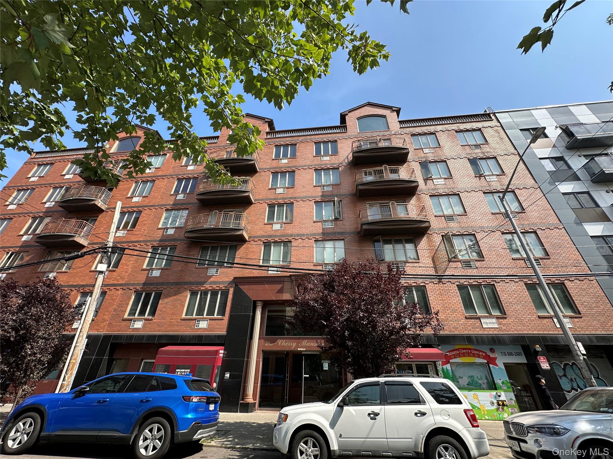 140-26 Cherry Avenue # 5D, Flushing, NY 11355