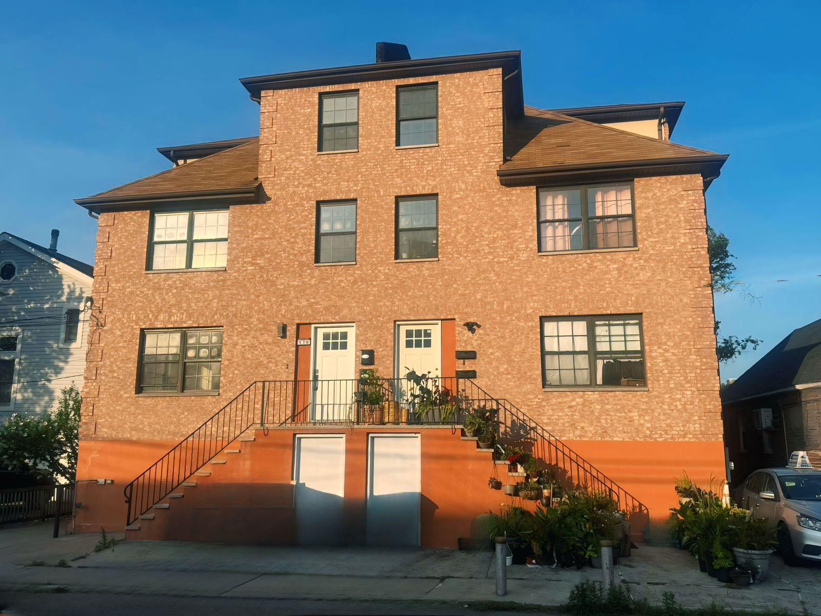 170 Beach 4th Street, Far Rockaway, NY 11691