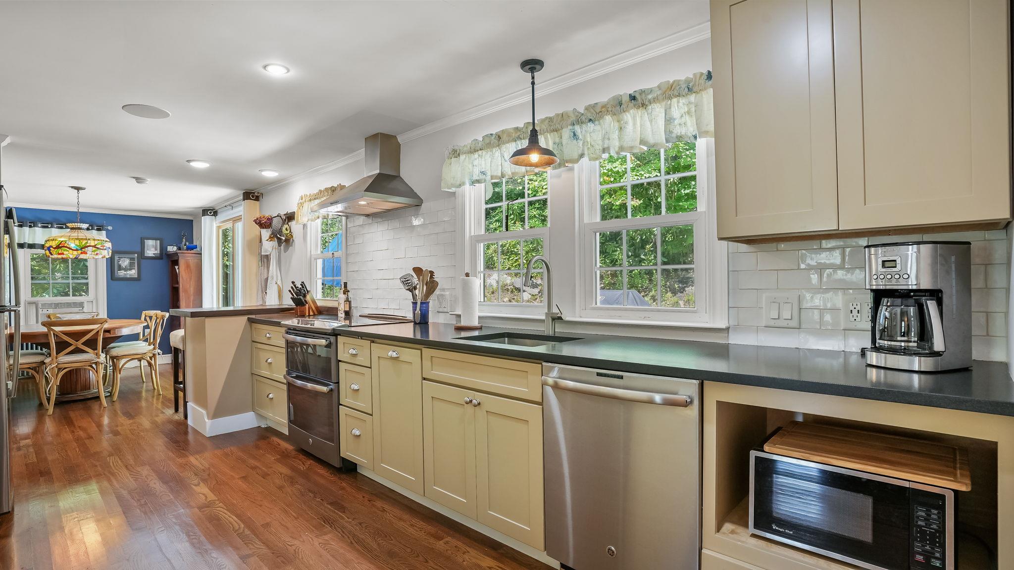 426 Torrington Road, Litchfield, CT 06759