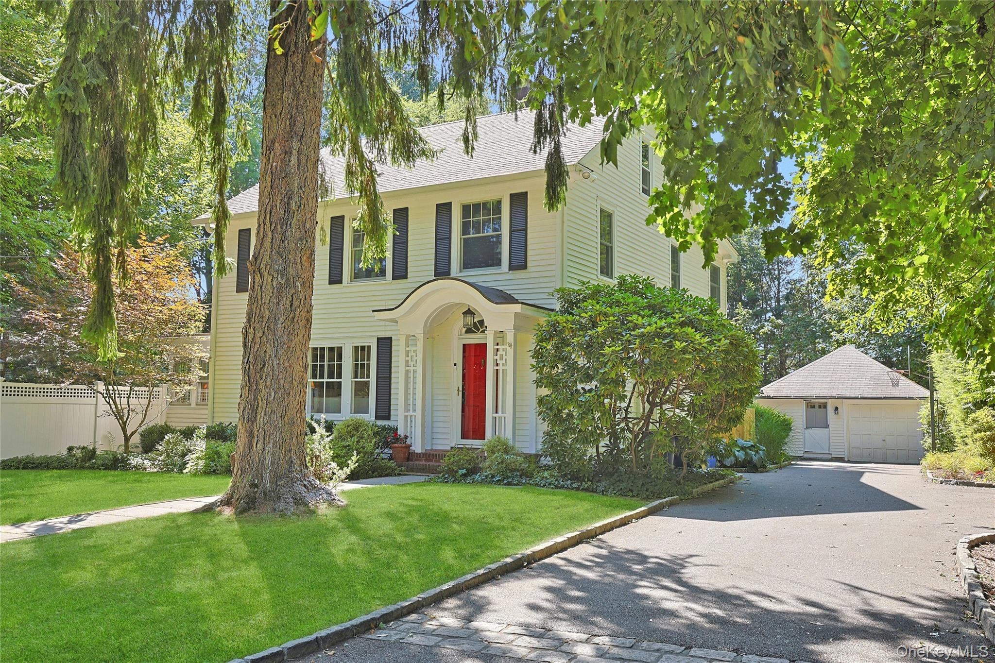 26 Kings Court, Chappaqua, NY 10514