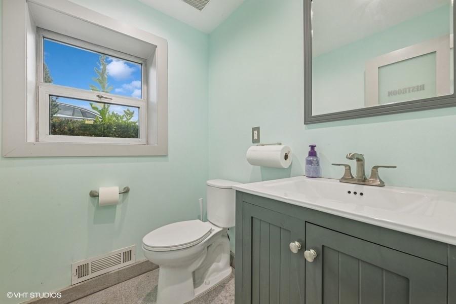 1710 Hempstead Turnpike, East Meadow, NY 11554